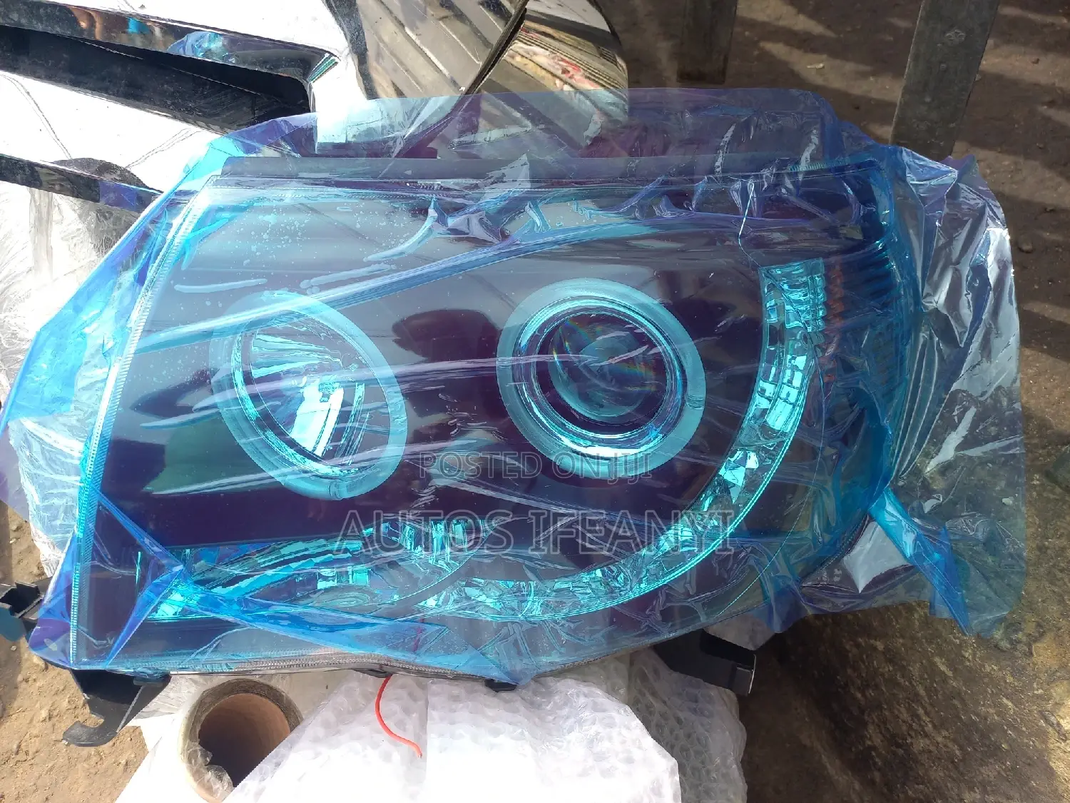 L E D Headlight for Toyota Tacoma 2005 to 2010 Available