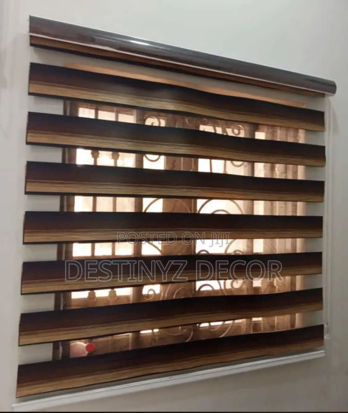 Satisfactory Day and Night Blinds