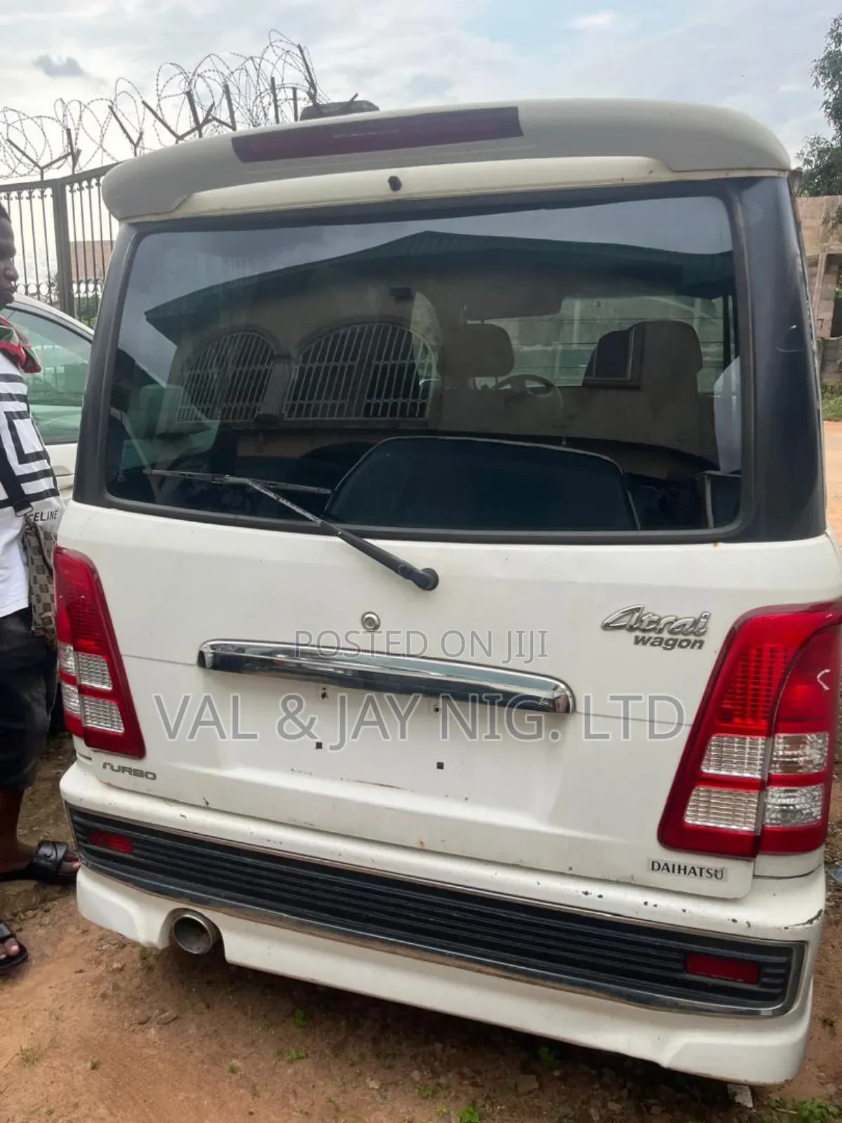 Daihatsu Hijet 2010 White
