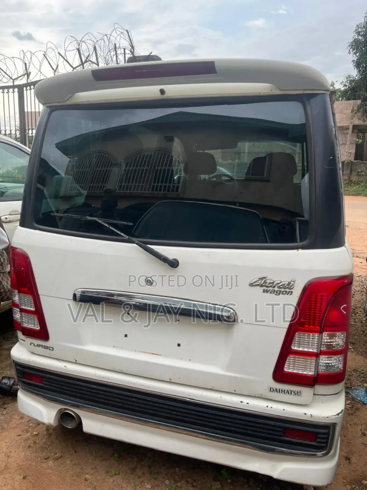 Daihatsu Hijet 2010 White