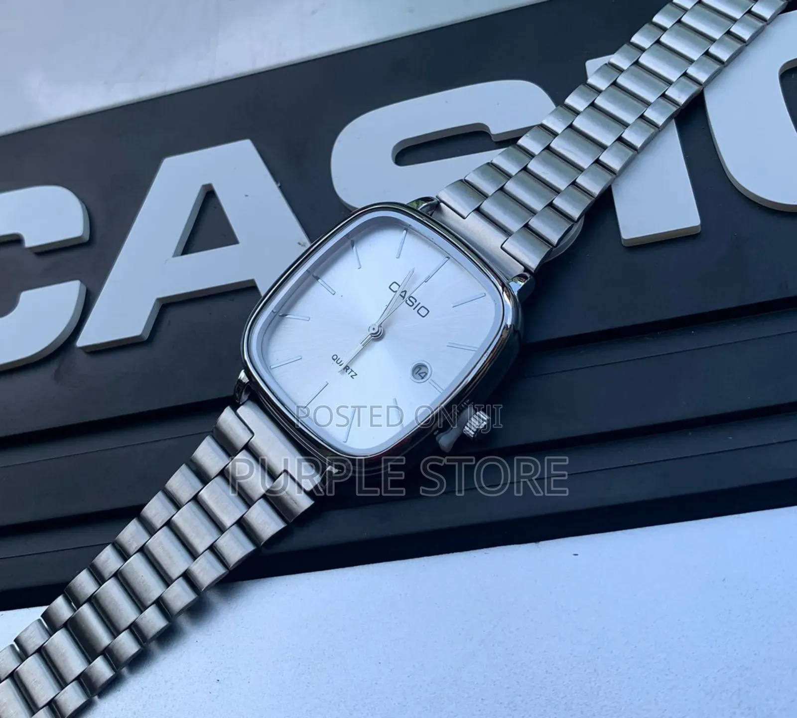 Casio Unisex Silver Wristwatch