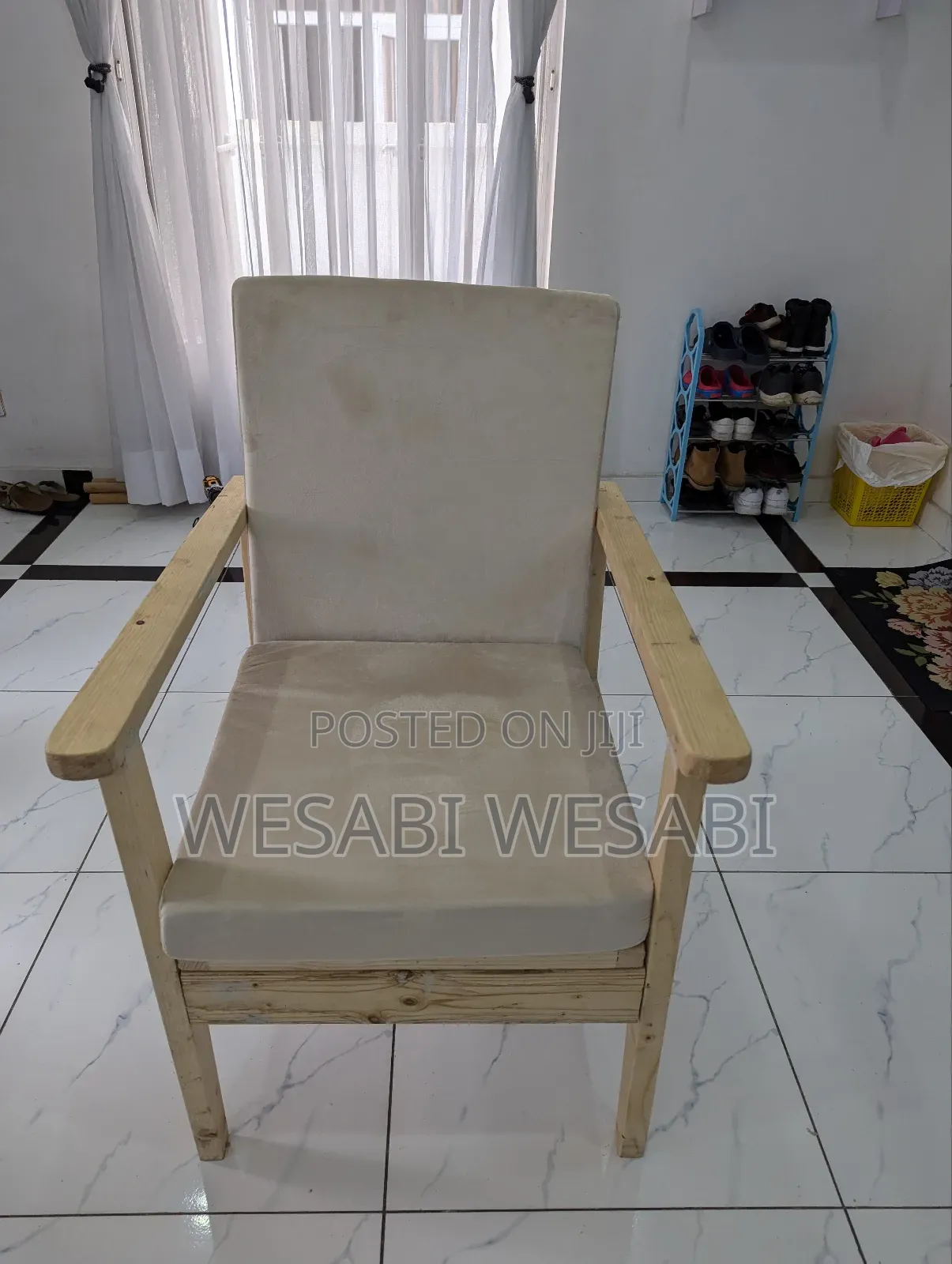 Fancy Minimalist Chair