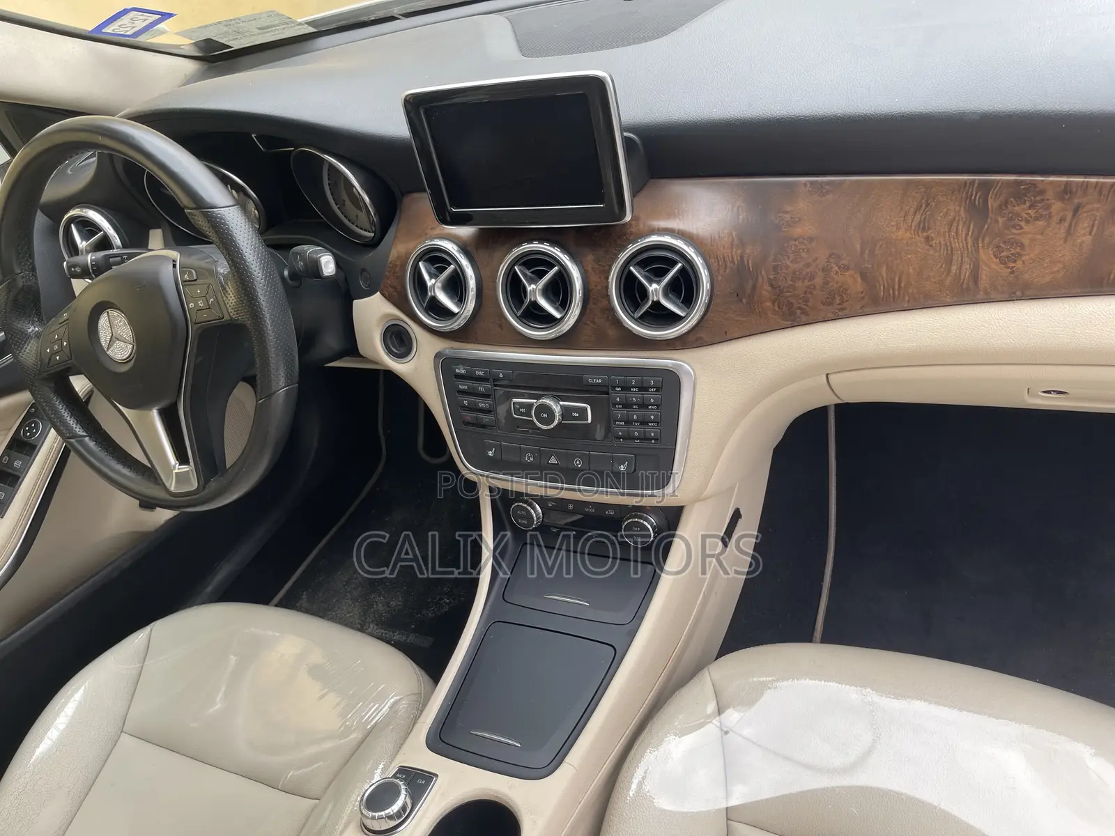 Mercedes-Benz GLA 250 2015 White