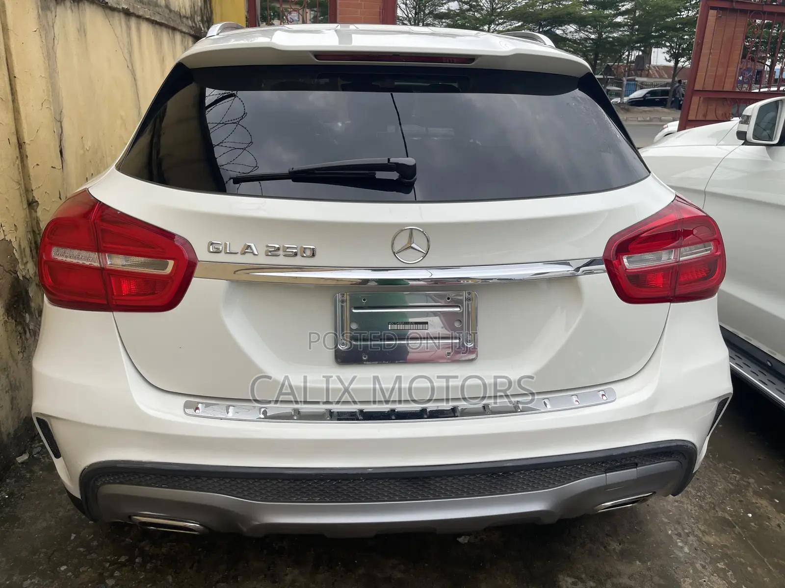 Mercedes-Benz GLA 250 2015 White