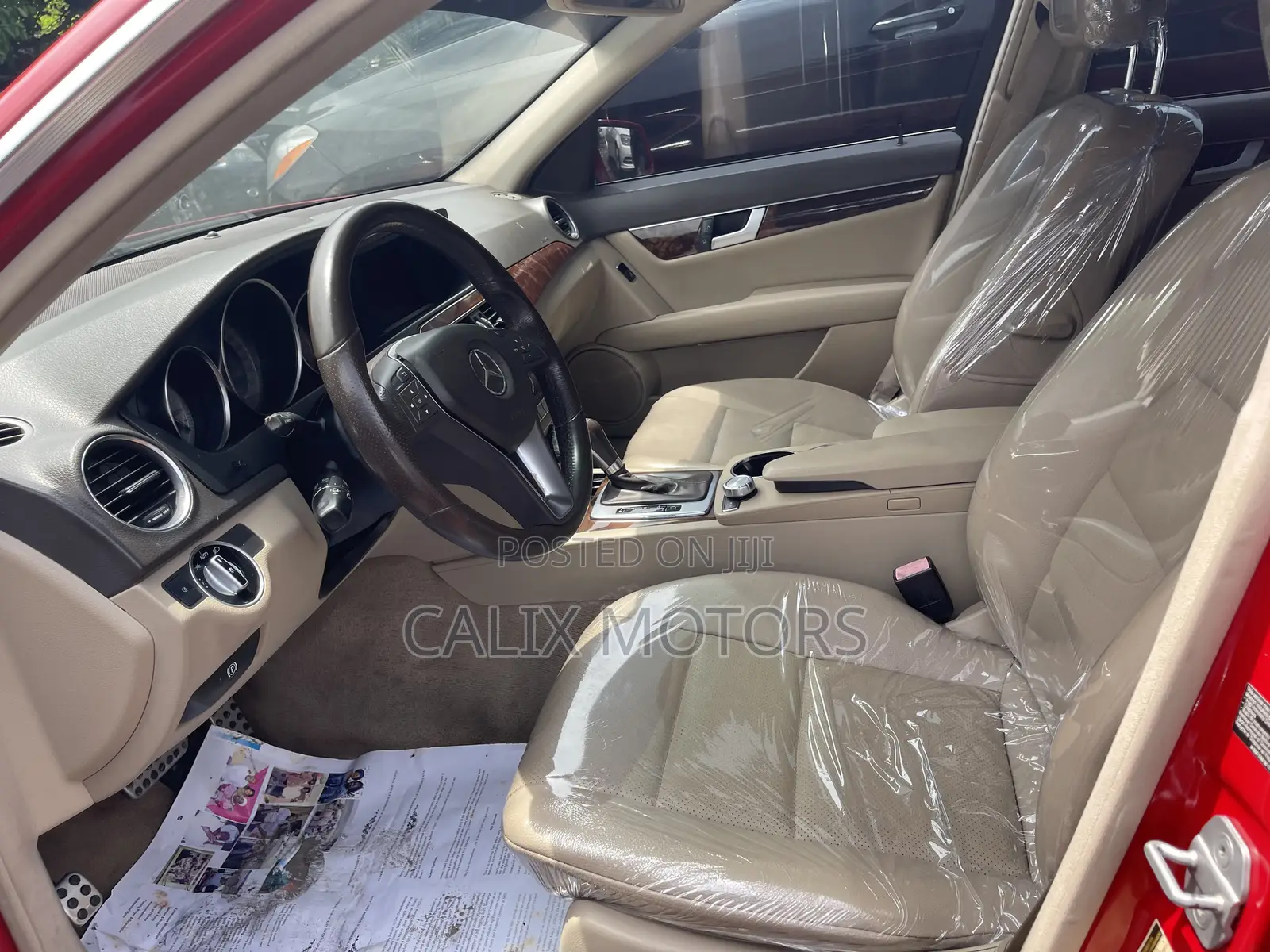 Mercedes-Benz C250 2013 Red