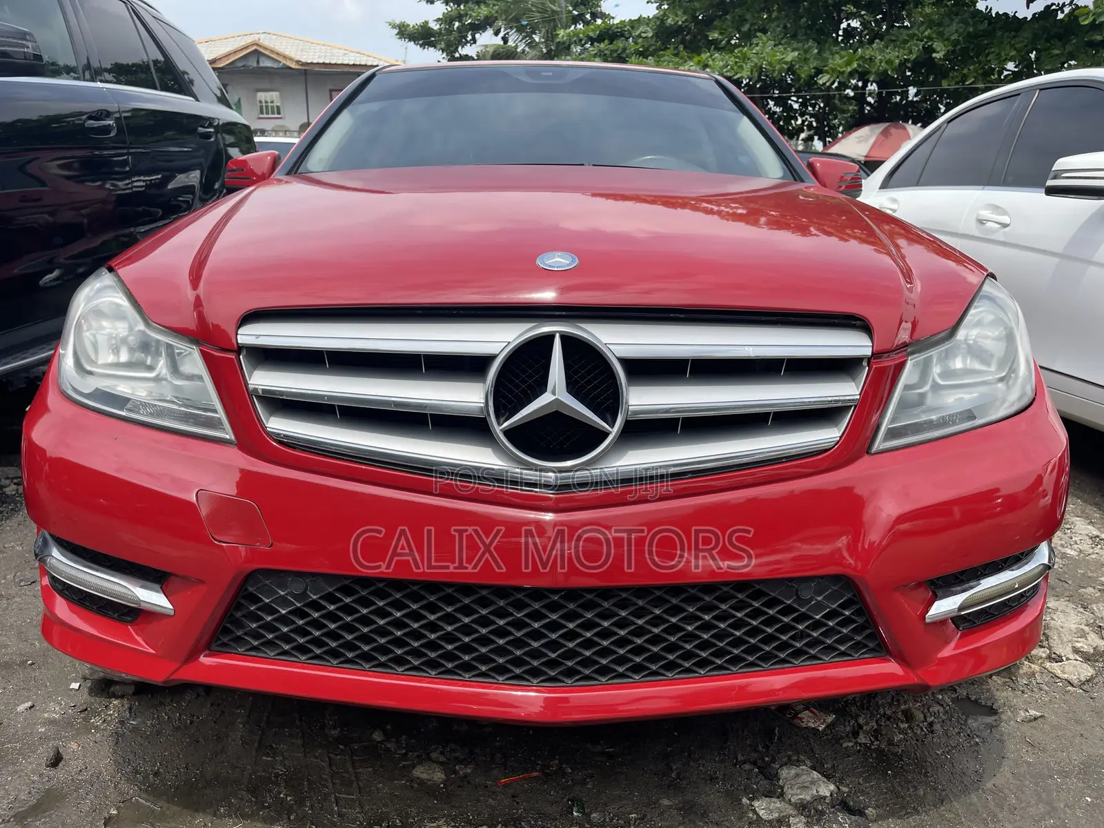 Mercedes-Benz C250 2013 Red