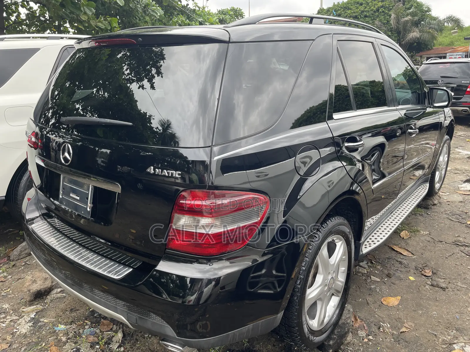 Mercedes-Benz M Class 2010 Black