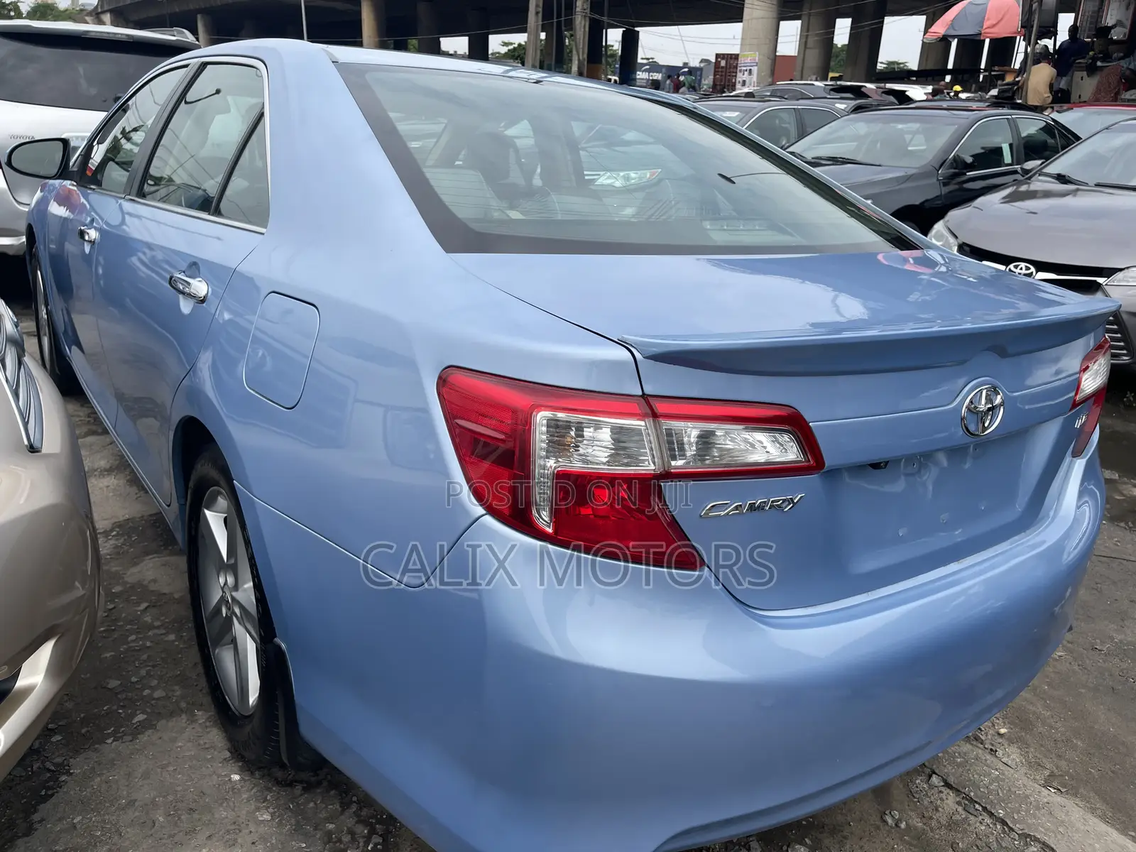 Toyota Camry 2012 Blue