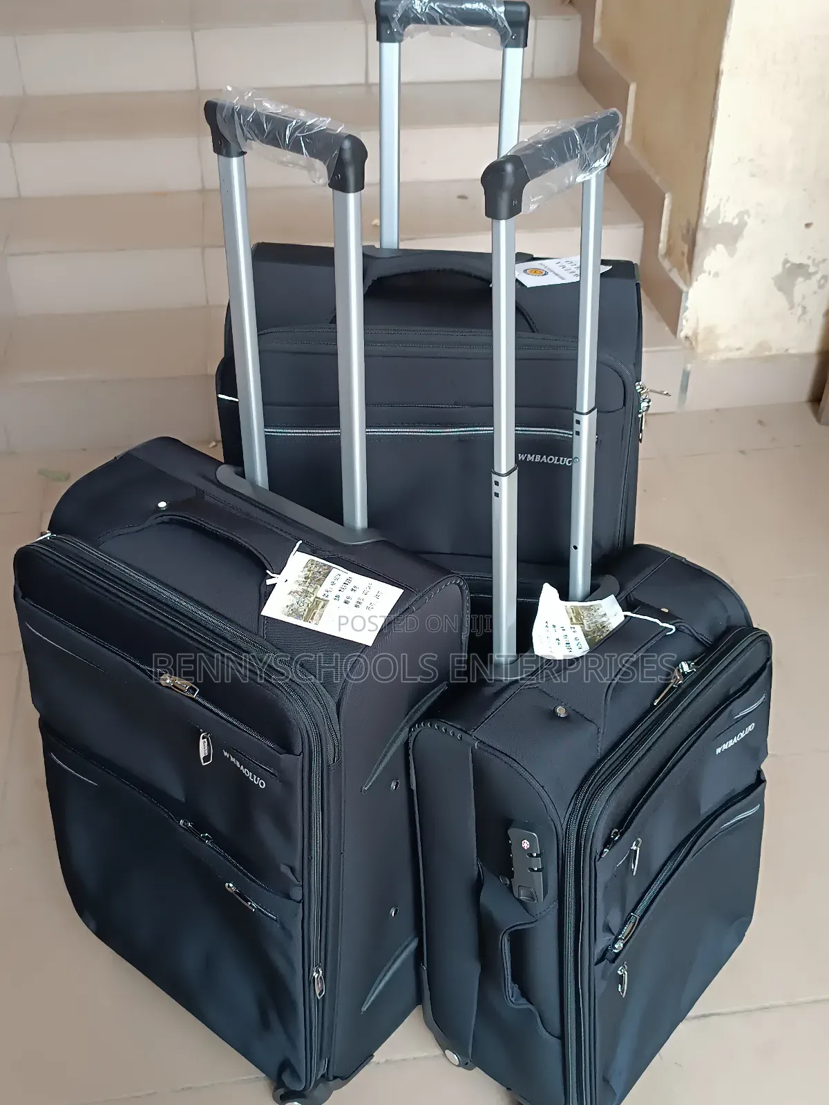 Set of 3 Imported Quality Travelling Luggage Boxes 5 Wheels