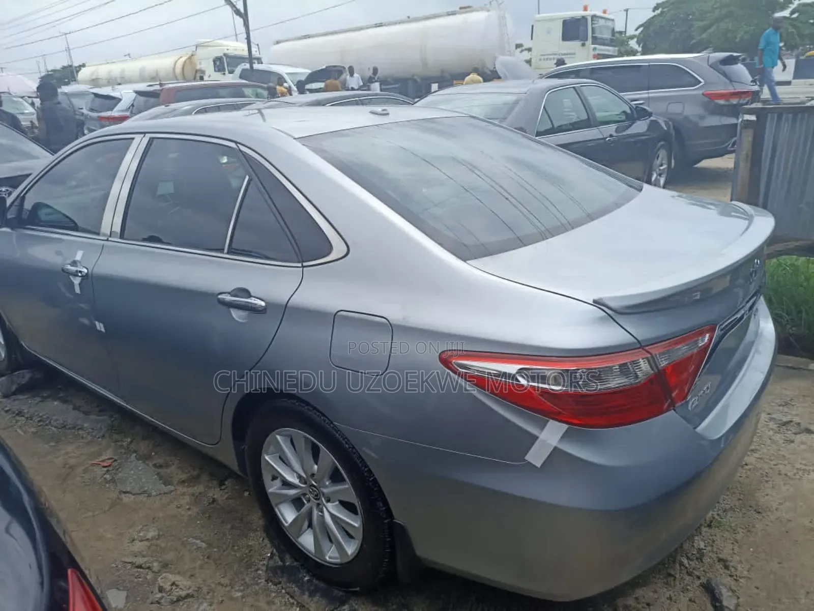 Toyota Camry 2016 Silver
