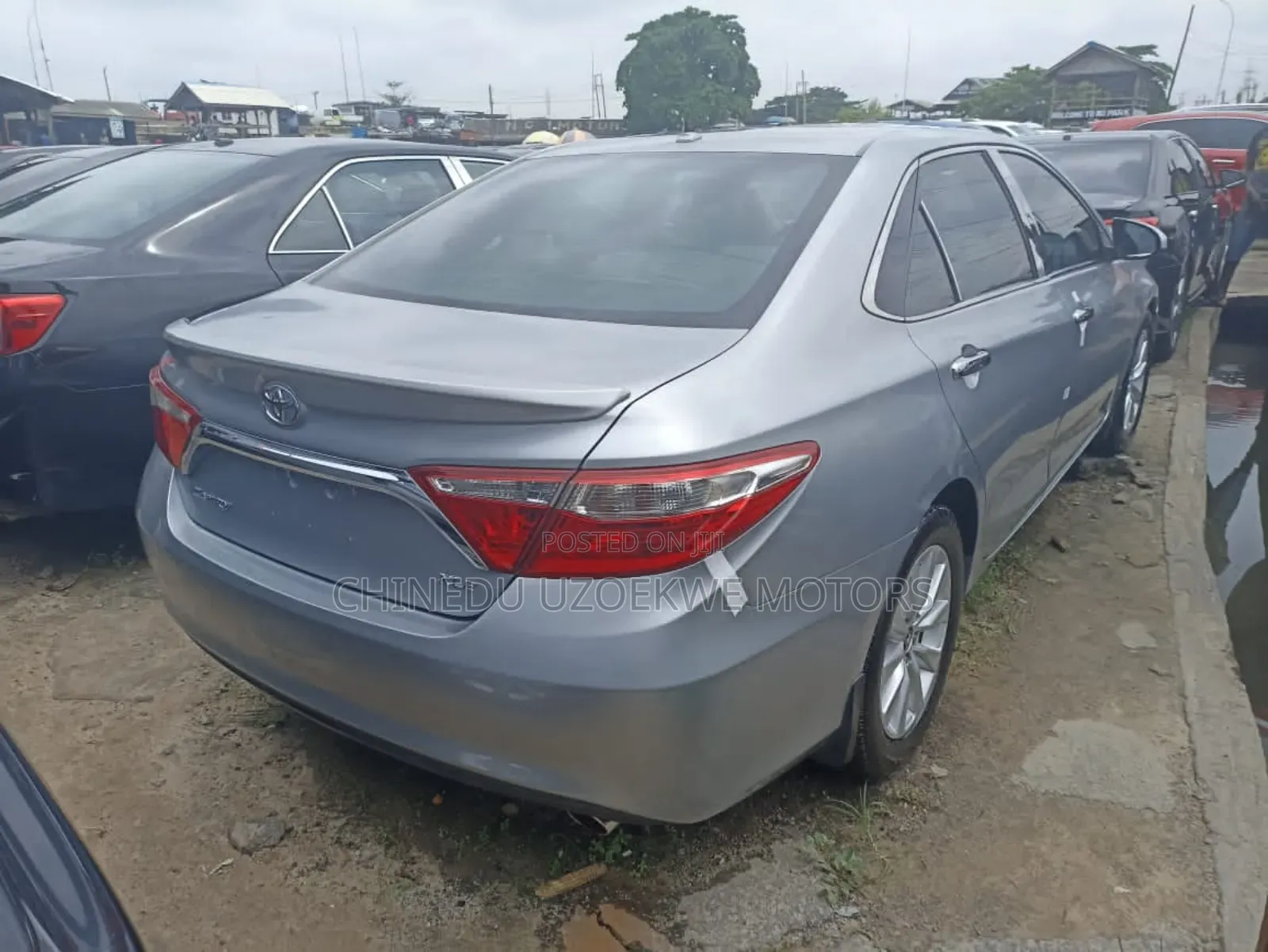 Toyota Camry 2016 Silver