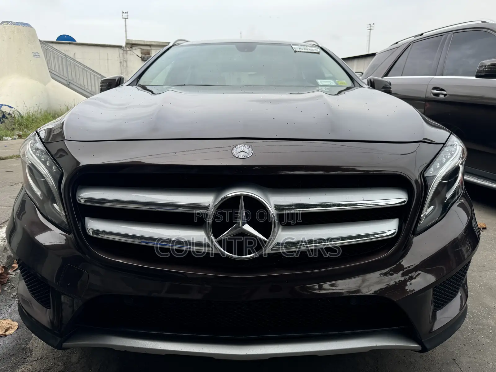 Mercedes-Benz GLA 250 2015 Brown