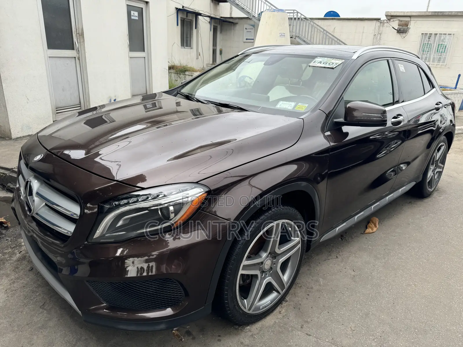 Mercedes-Benz GLA 250 2015 Brown