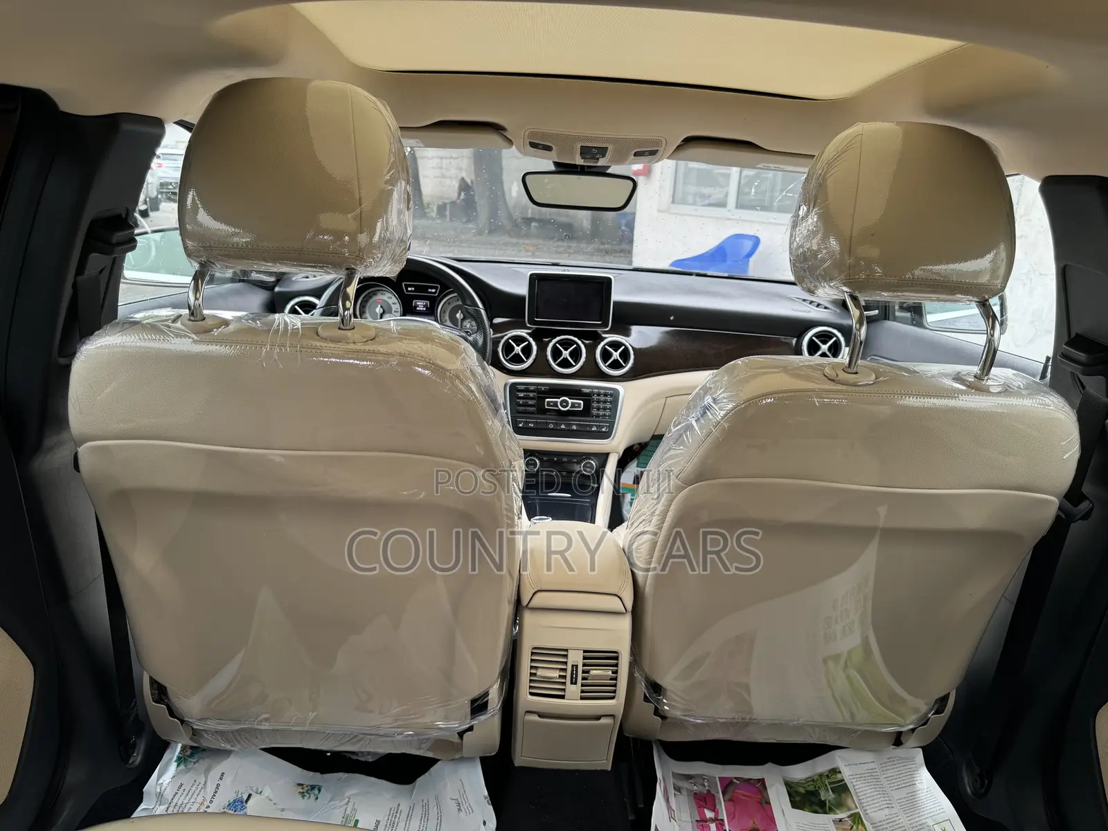 Mercedes-Benz GLA 250 2015 Brown