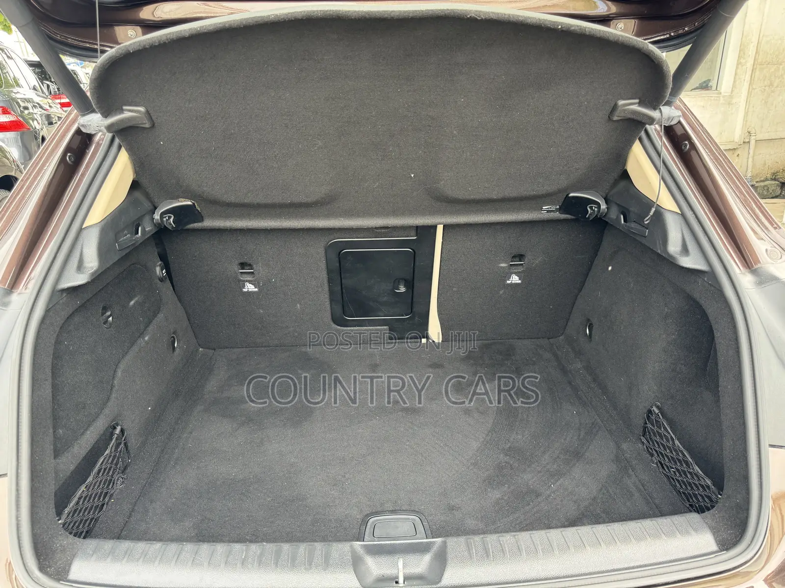 Mercedes-Benz GLA 250 2015 Brown