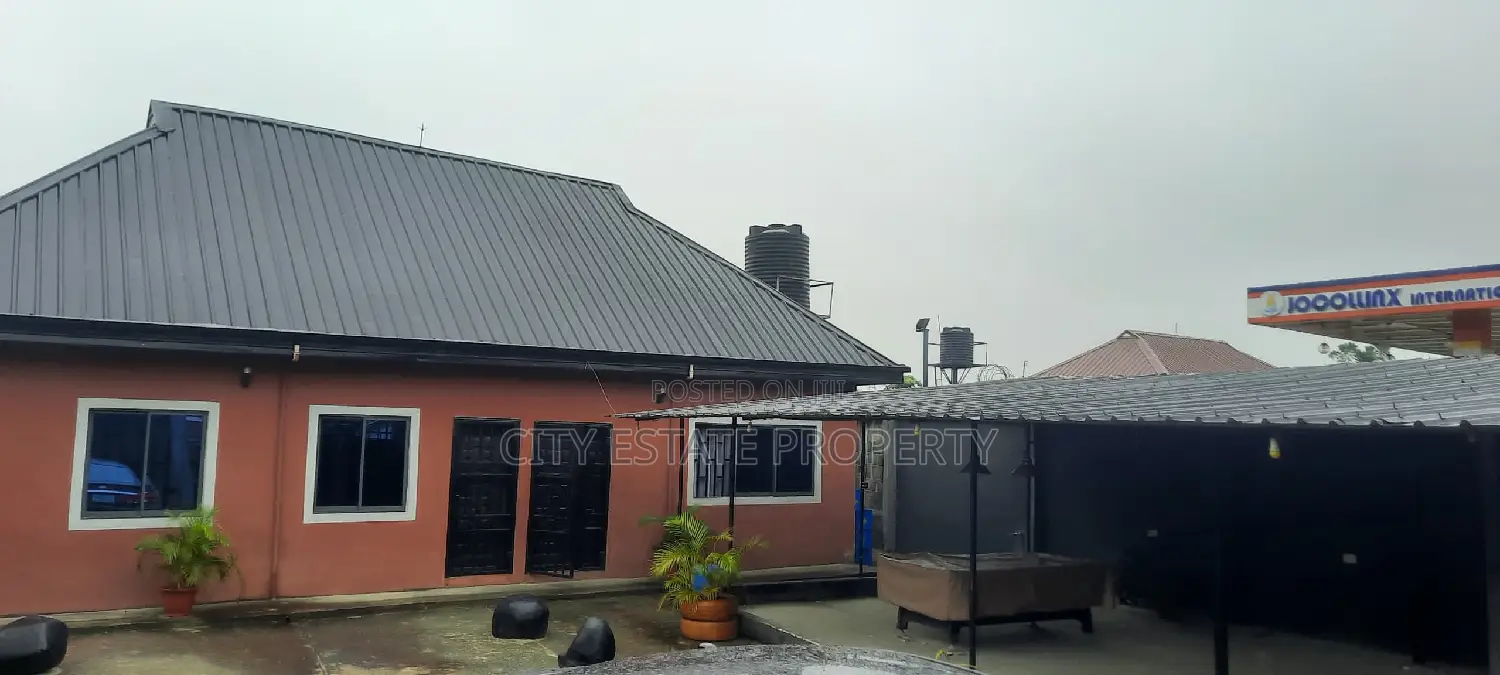 Lounge and Bar for Sale in Portharcourt