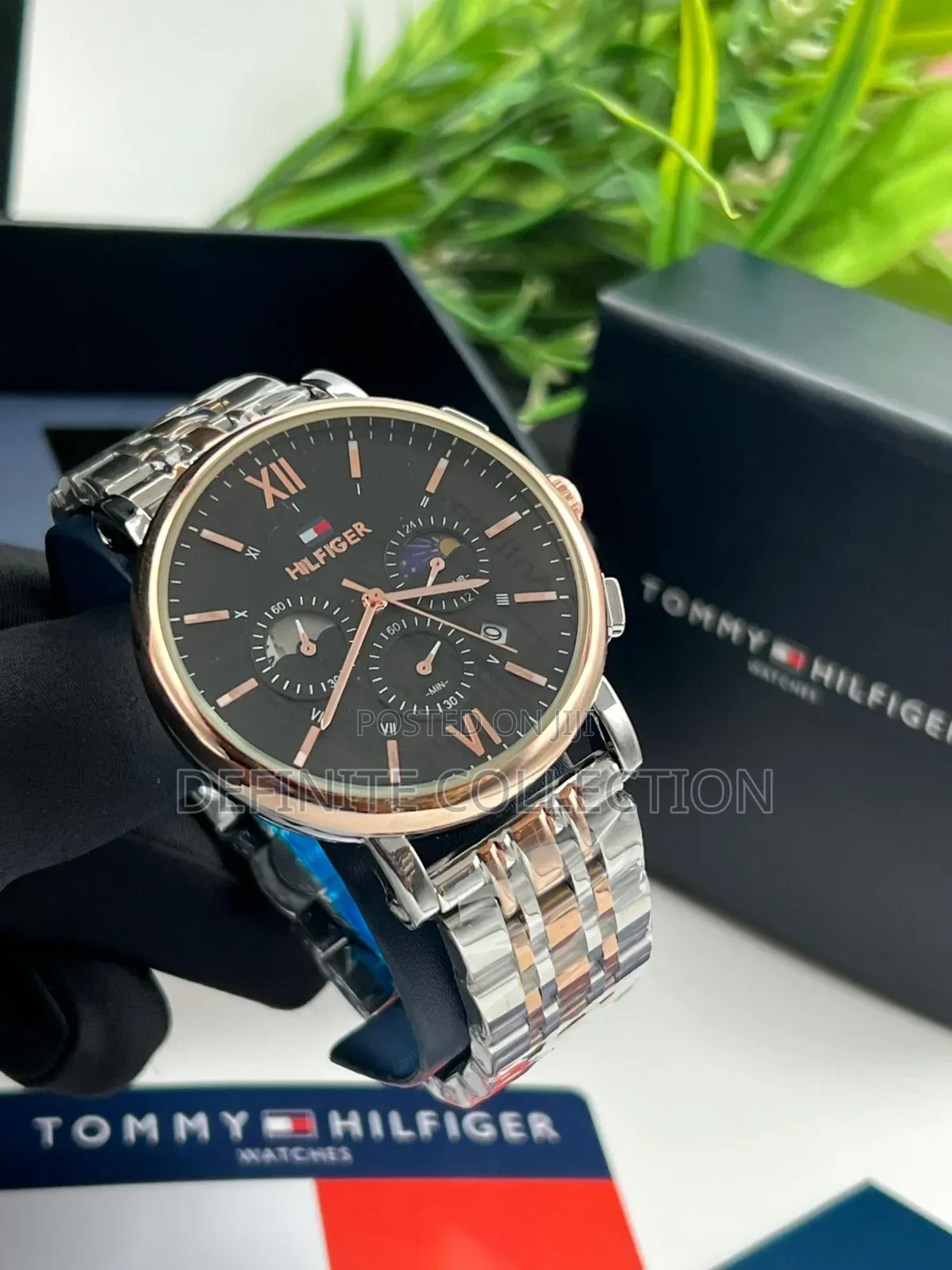 TOMMY HILFIGER Cooperate Wristwatch
