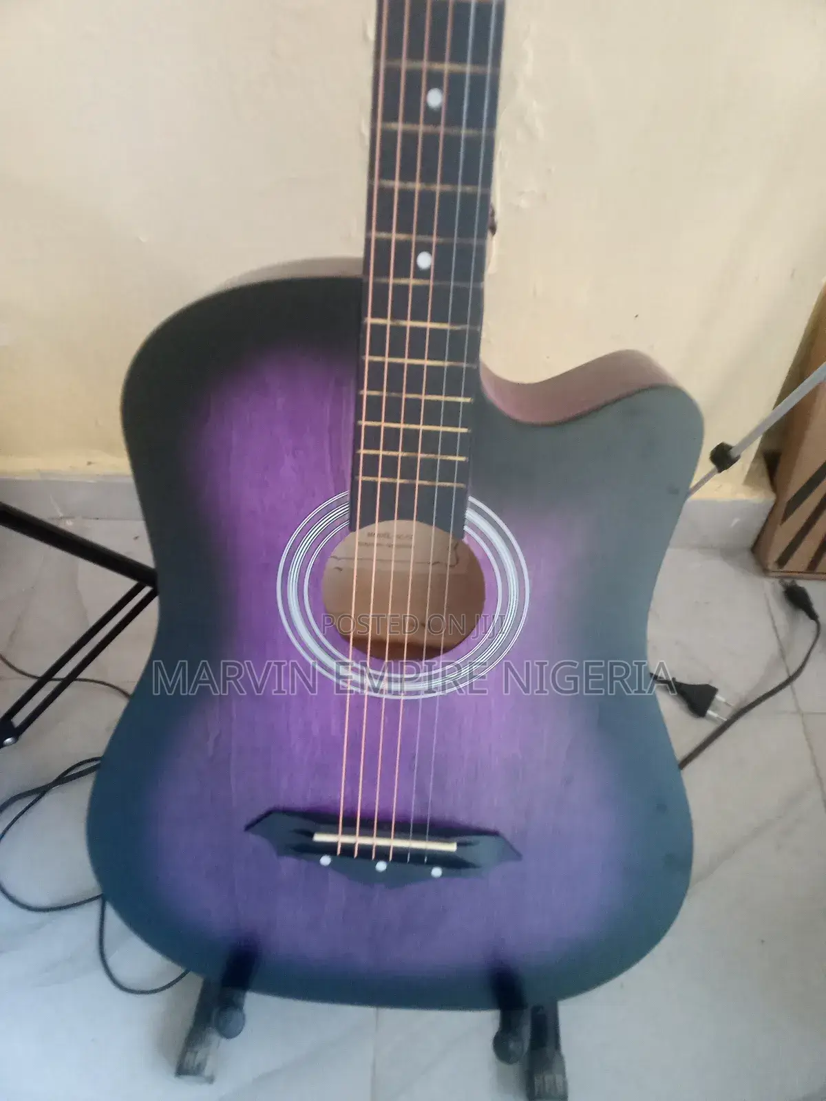 Acoustic Guitar 38 Inches With Free Bag + Strap