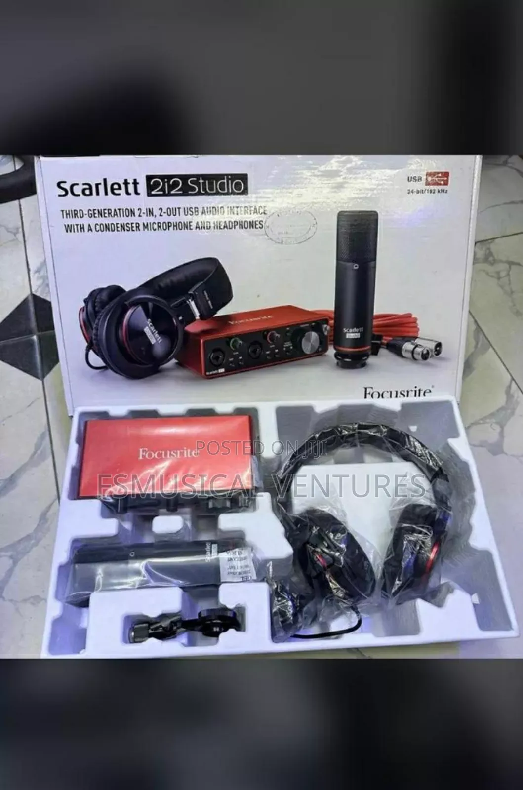 Scarlett 2i2 Sudio Soundcard, Microphone and Headphone