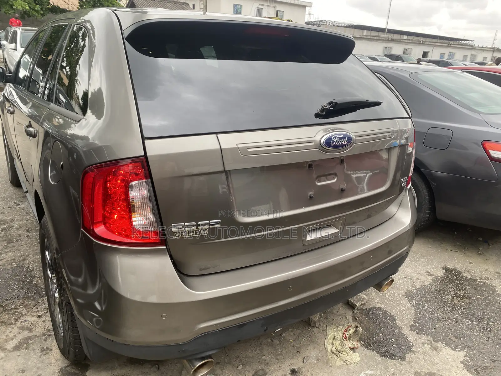 Ford Edge SEL 4dr AWD (3.5L 6cyl 6A) 2013 Gray