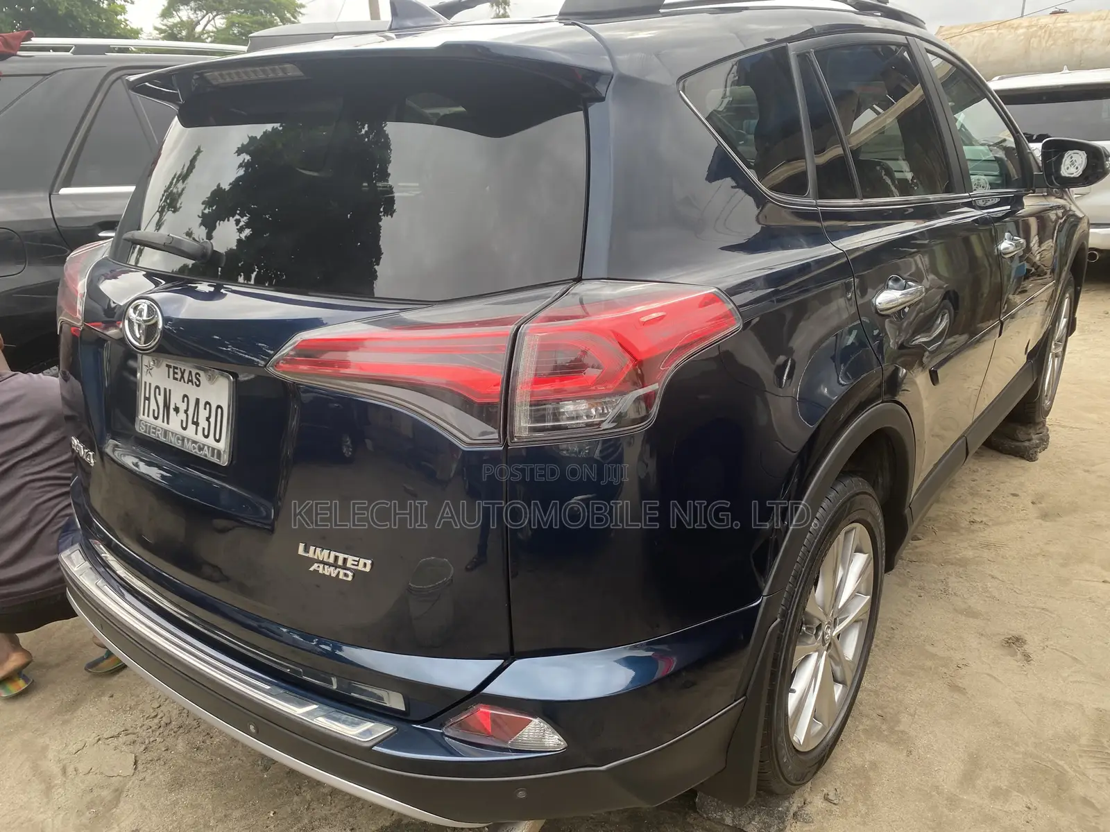 Toyota RAV4 2018 Blue