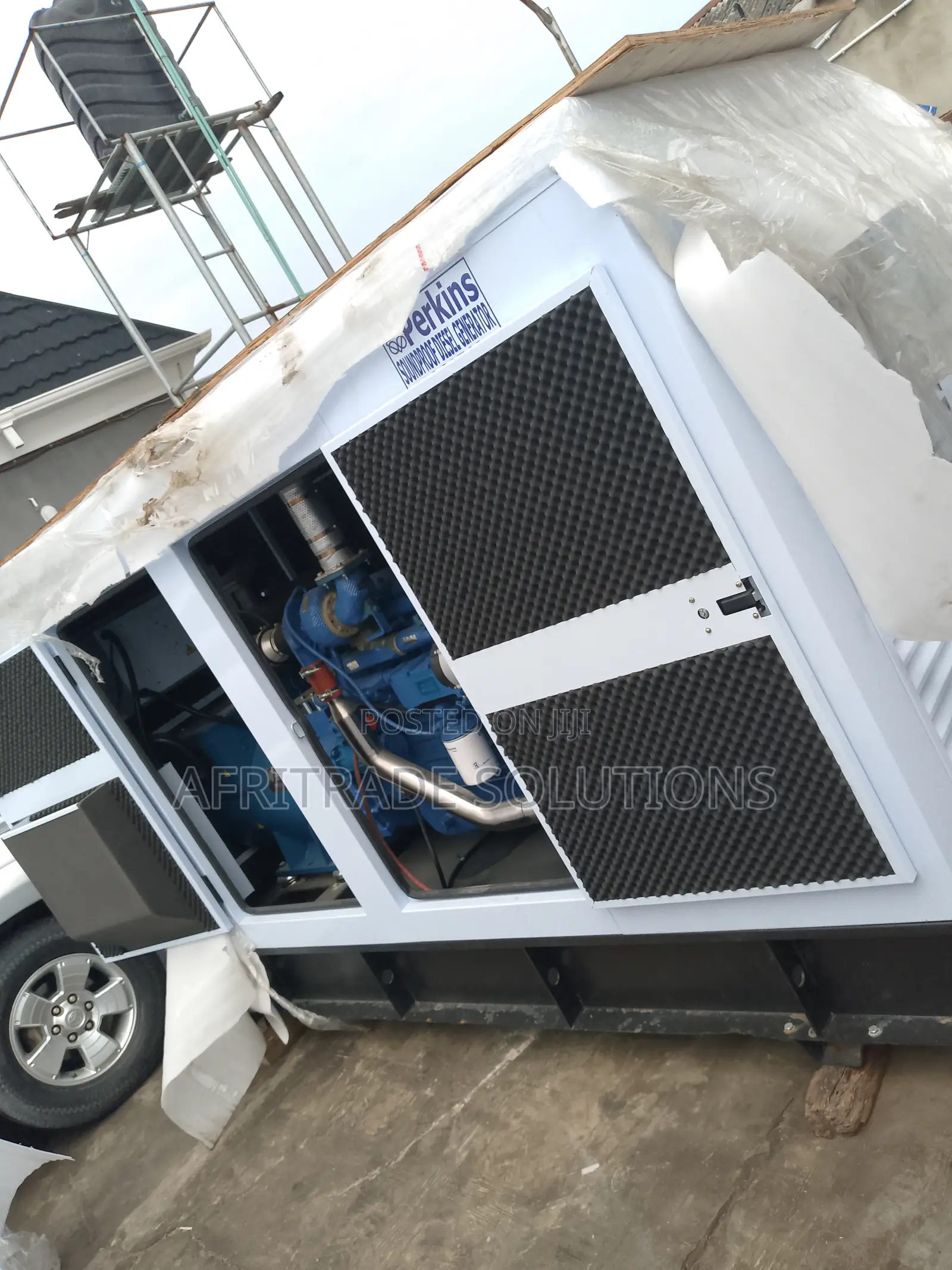 Perkins 200kva Soundproof Diesel Generator