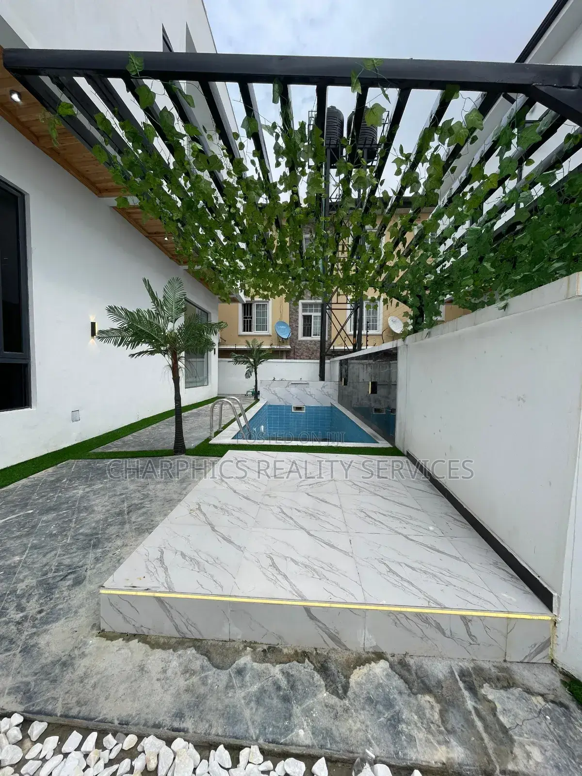 5bdrm Duplex in Ajah for sale