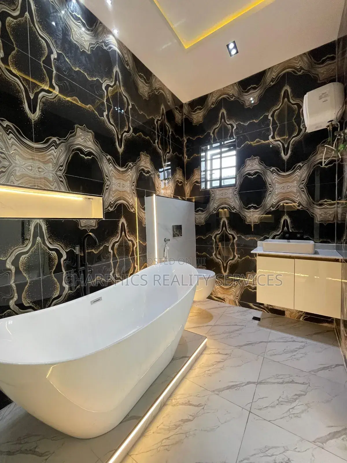 5bdrm Duplex in Ajah for sale