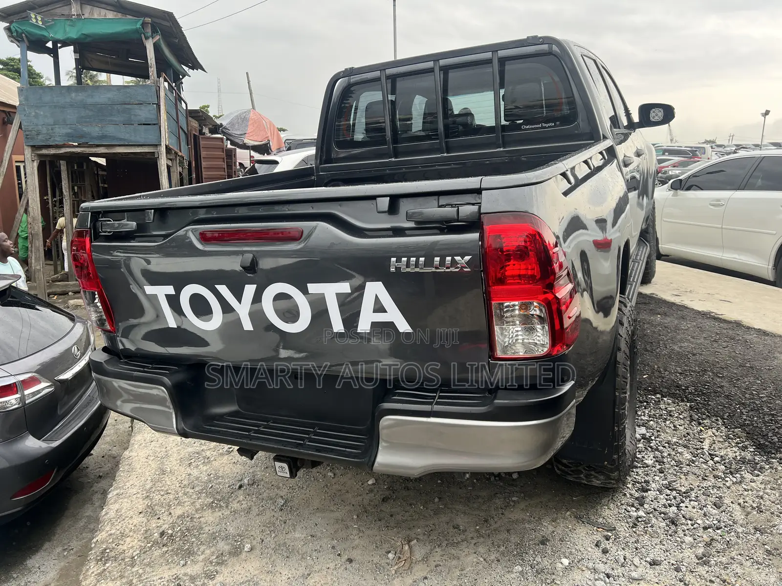 Toyota Hilux 2021 Black