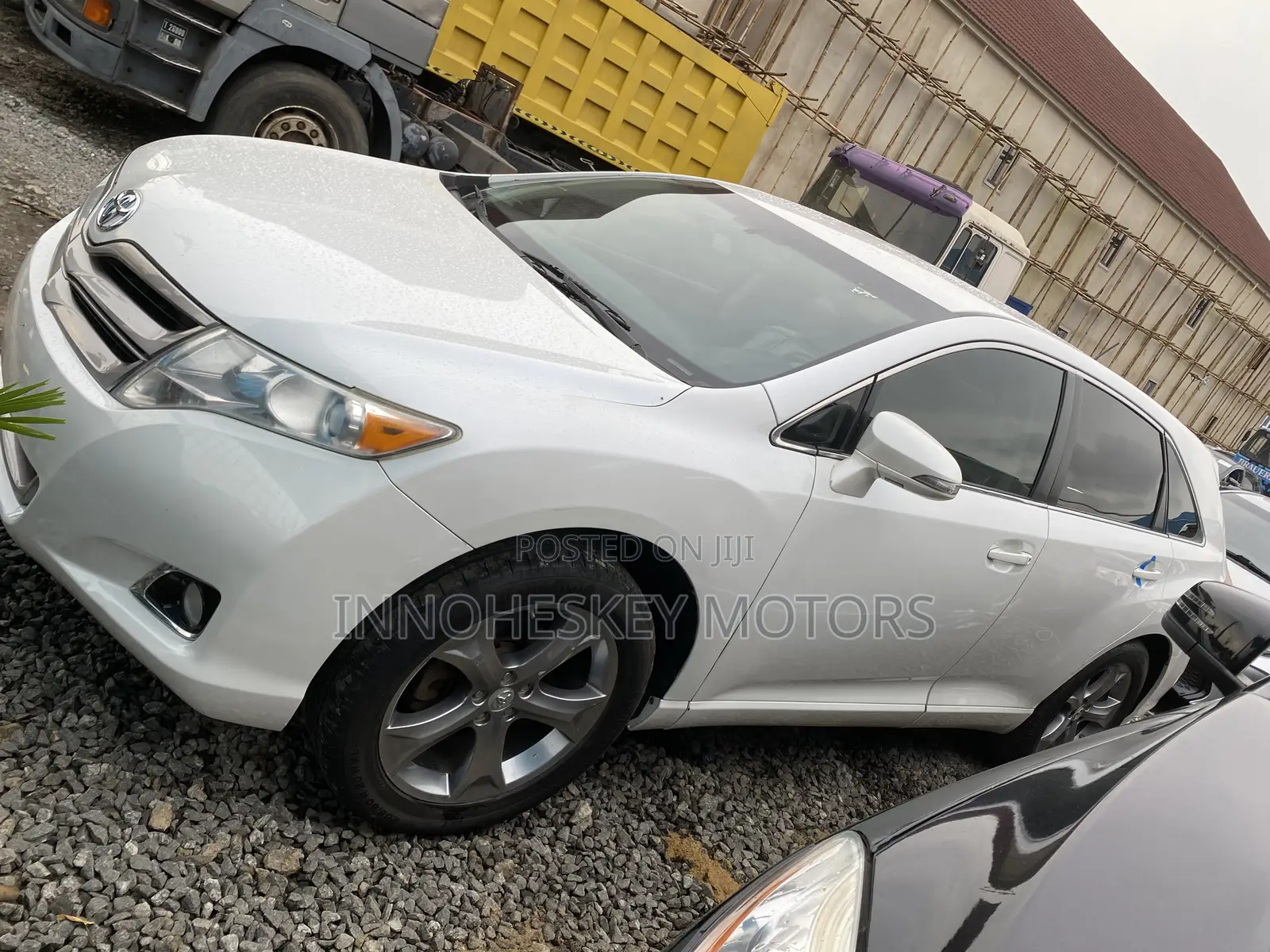 Toyota Venza LE FWD 2013 White