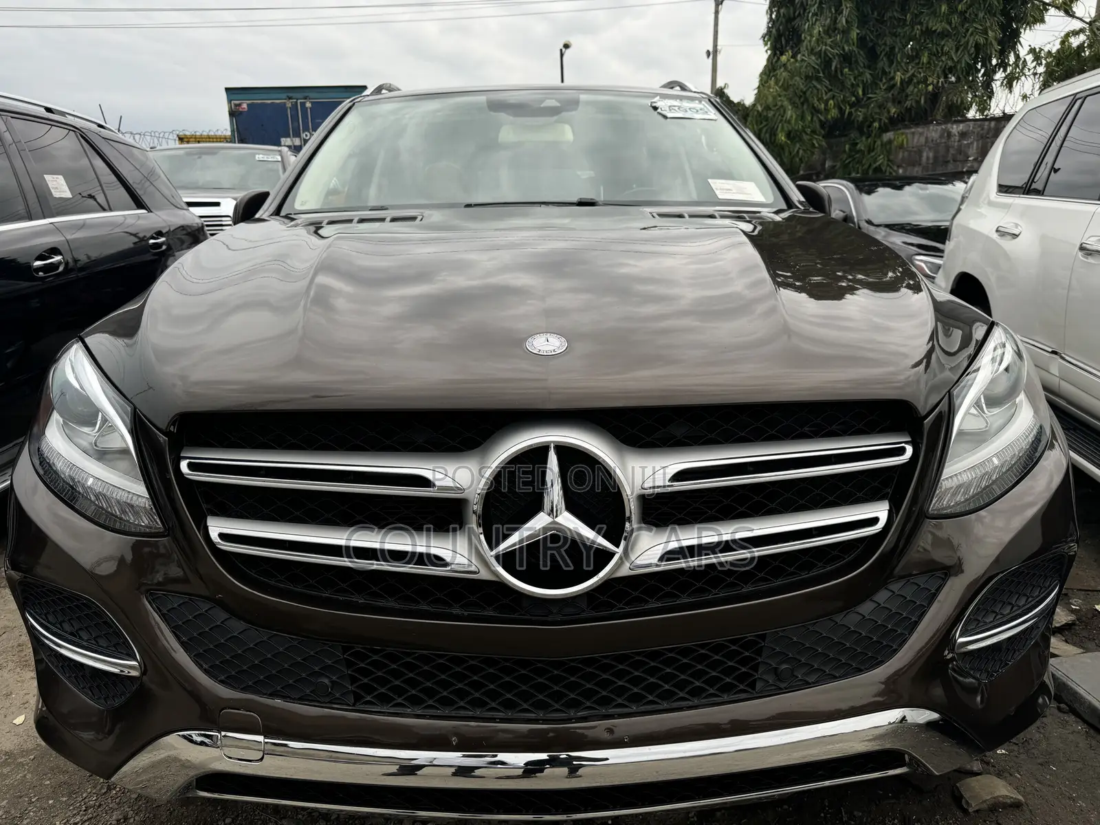 Mercedes-Benz GLE-Class GLE 350d 4MATIC 2017 Brown