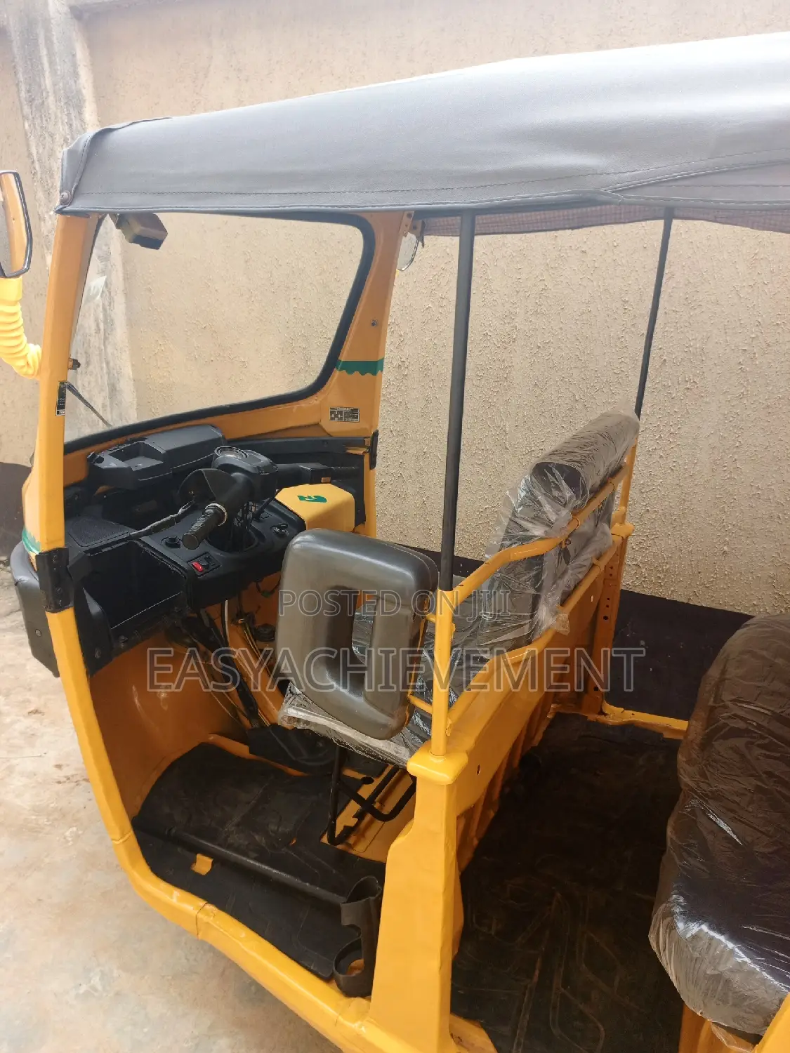 TVS Apache 180 RTR 2024 Gold