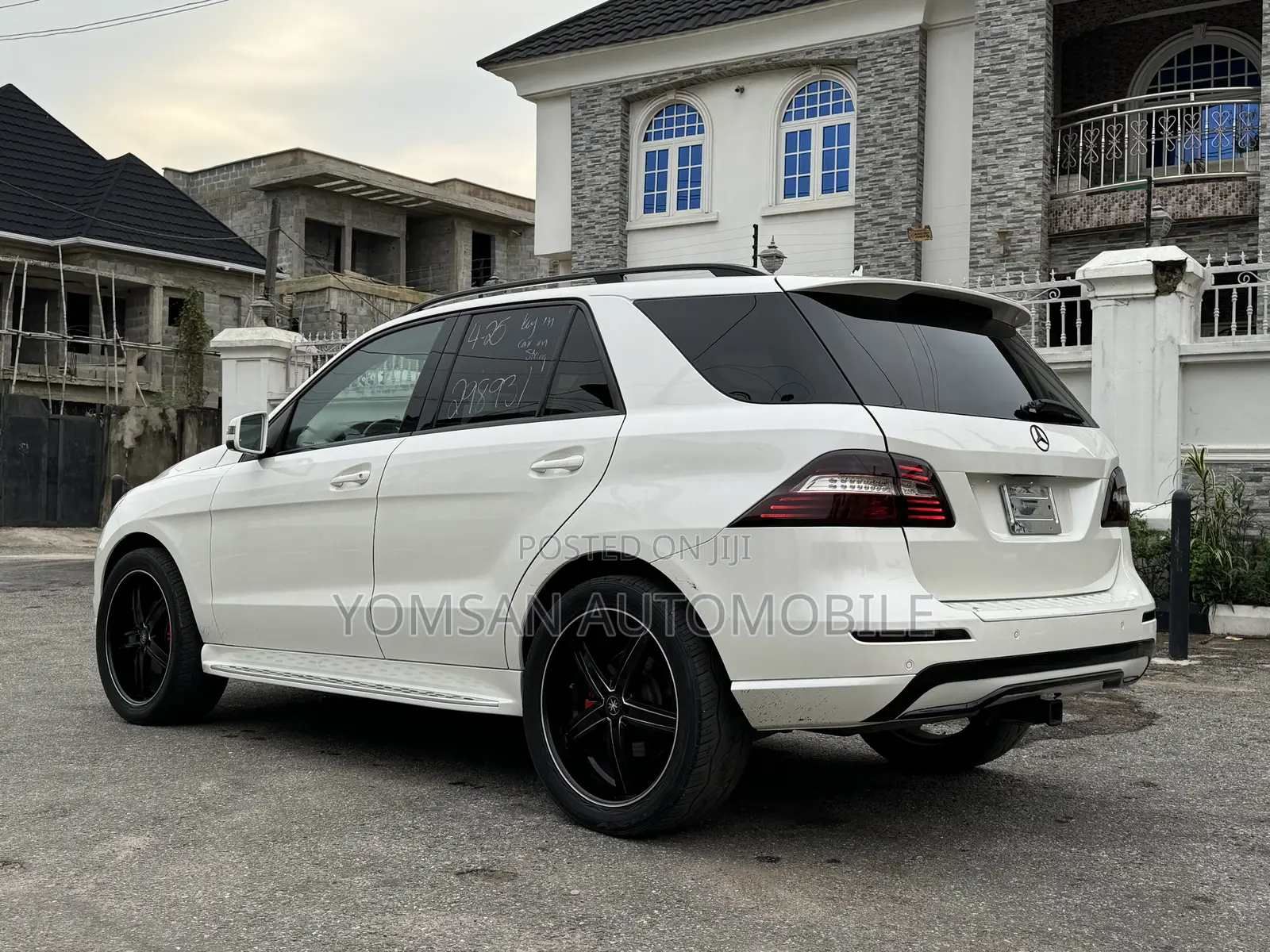 Mercedes-Benz M Class ML350 4MATIC 4dr SUV AWD (3.5L 6cyl 7A) 2014