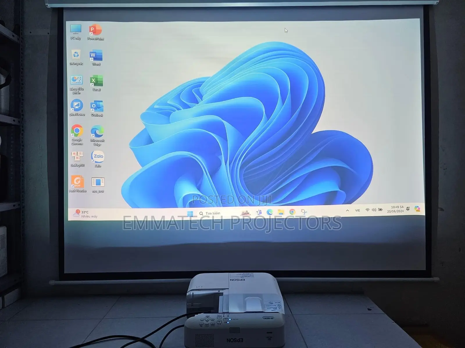 Ultra Short Throw Projector TV Lekki Lagos, Abuja ,