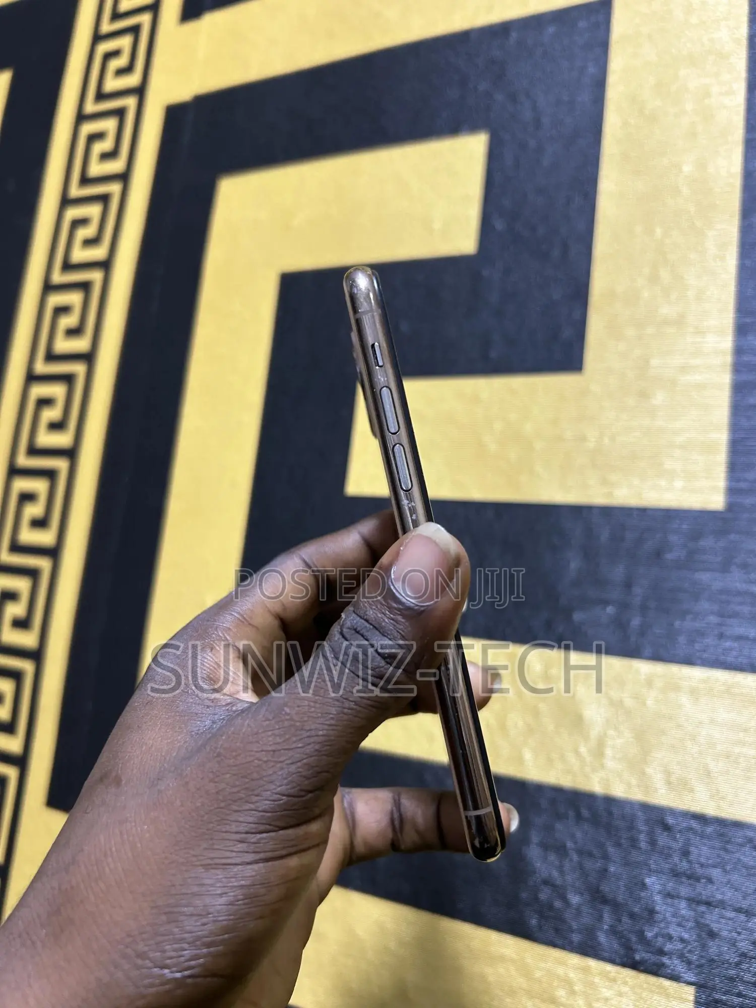 Apple iPhone 11 Pro 64 GB Gold
