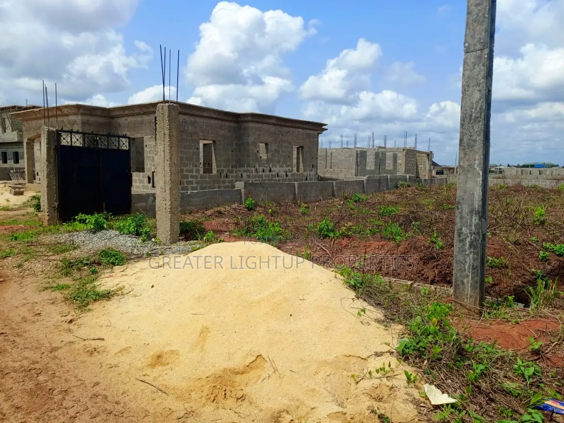 Distress Sale for a Plot Land at Lavida Hills Ikola Alagbado