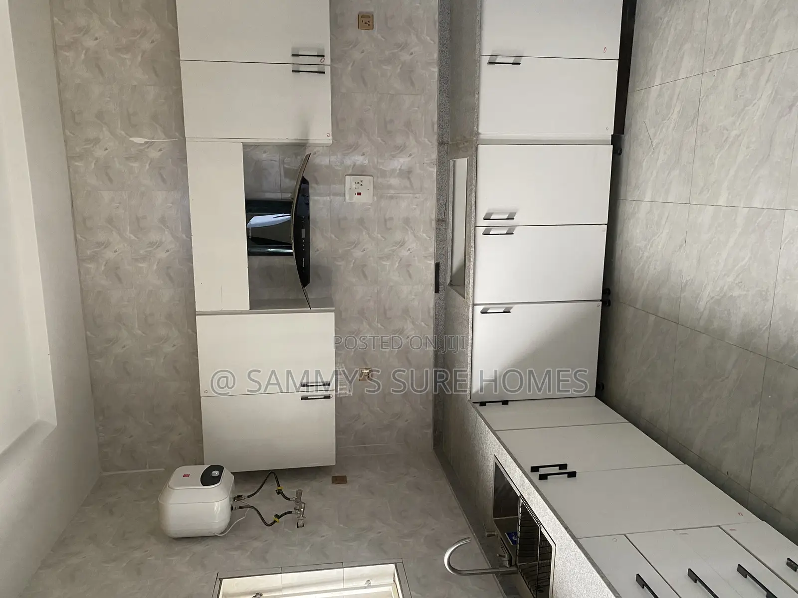 3bdrm Bungalow in Queen’S Estate, Gwarinpa for sale