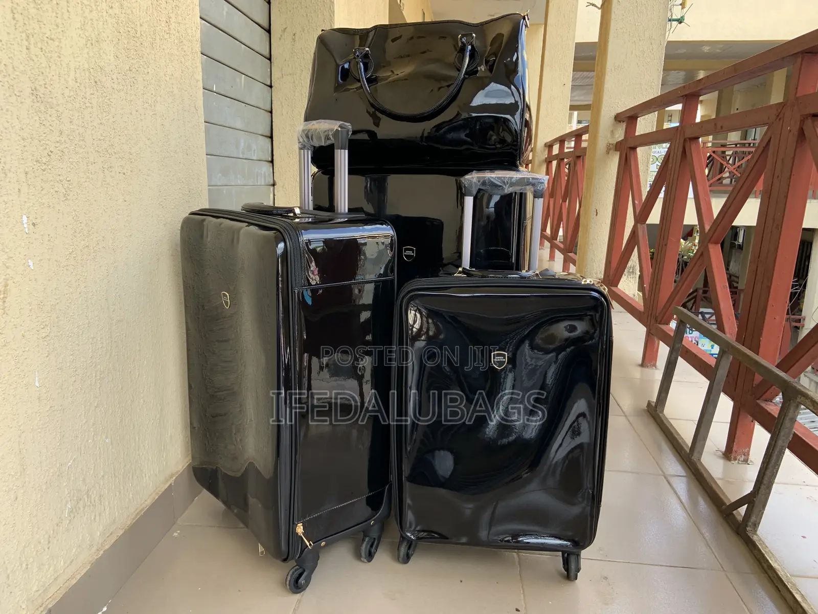 Set of Quality Imported Glossy Skin Travel Luggage