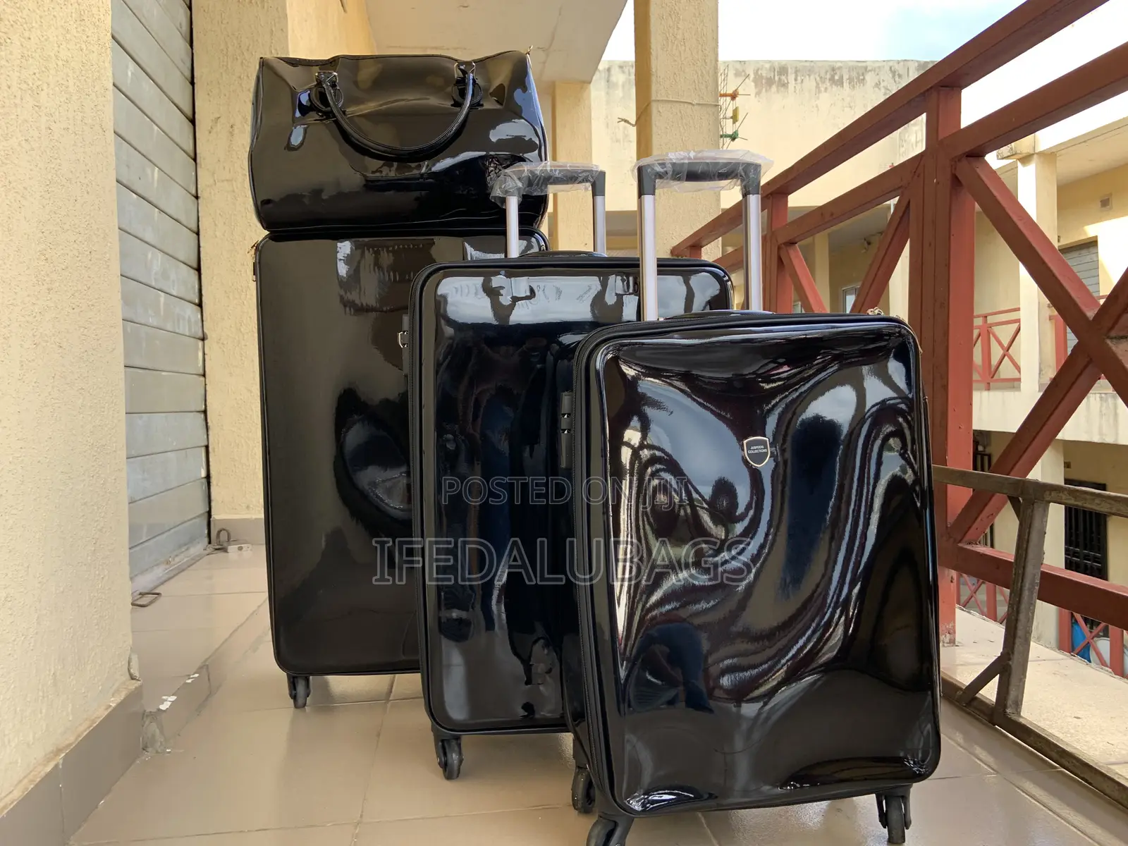 Set of Quality Imported Glossy Skin Travel Luggage