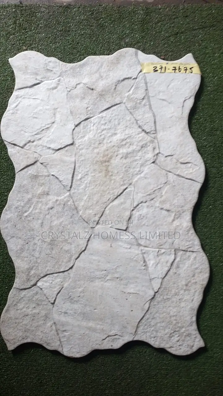 Made in Spain Outside Wall Tiles Crack Tiles 44x66
