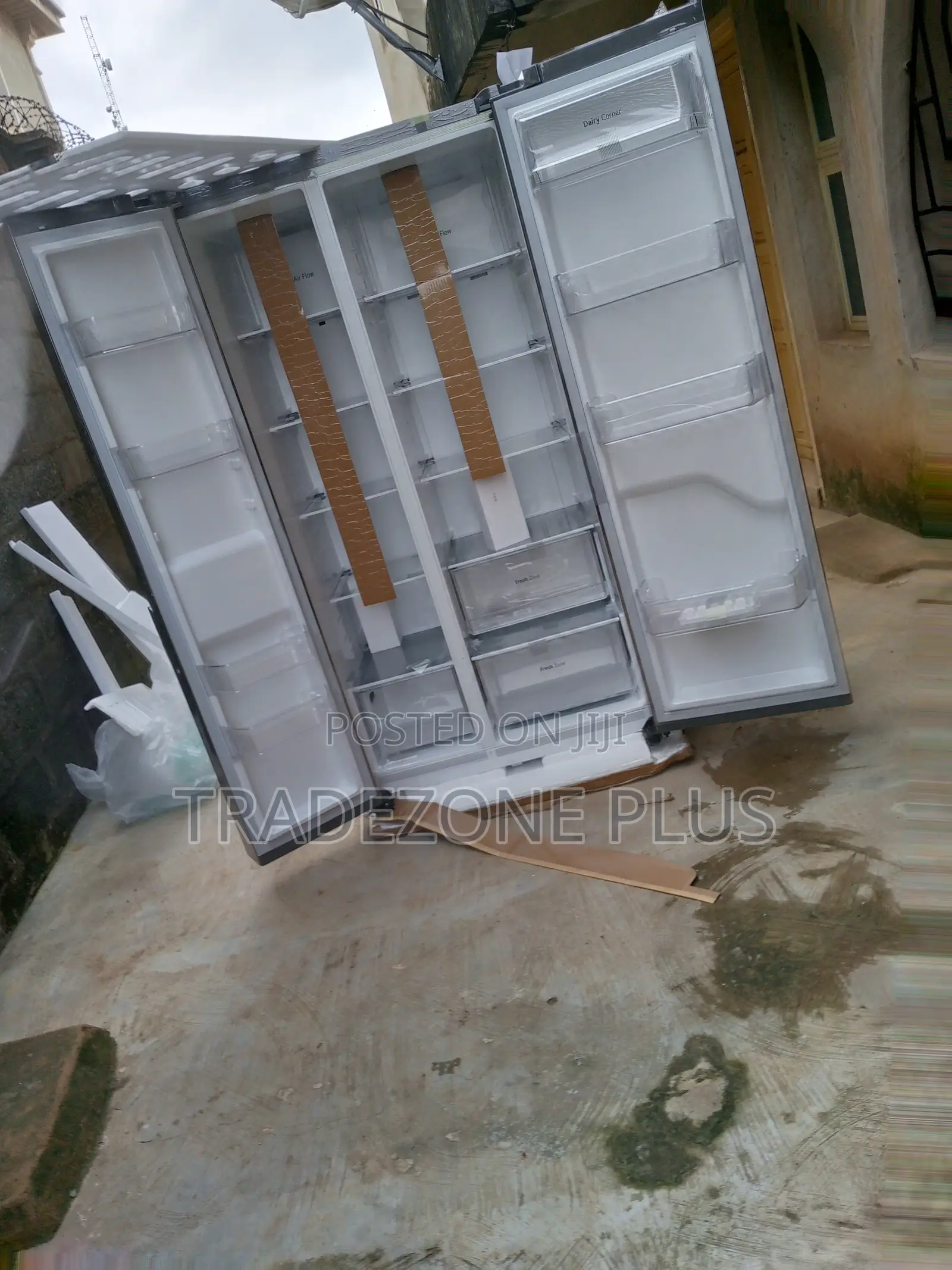 Best Buy LG 649ltrs Side-by-Side Refrigerator