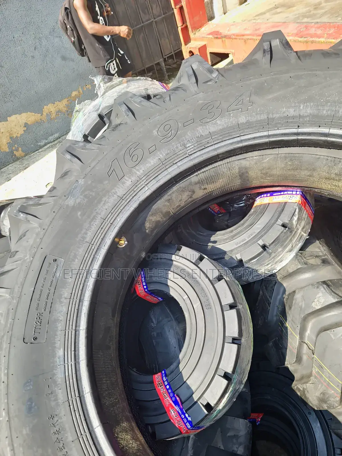 16.9-34 Tt12pr Rockbuster