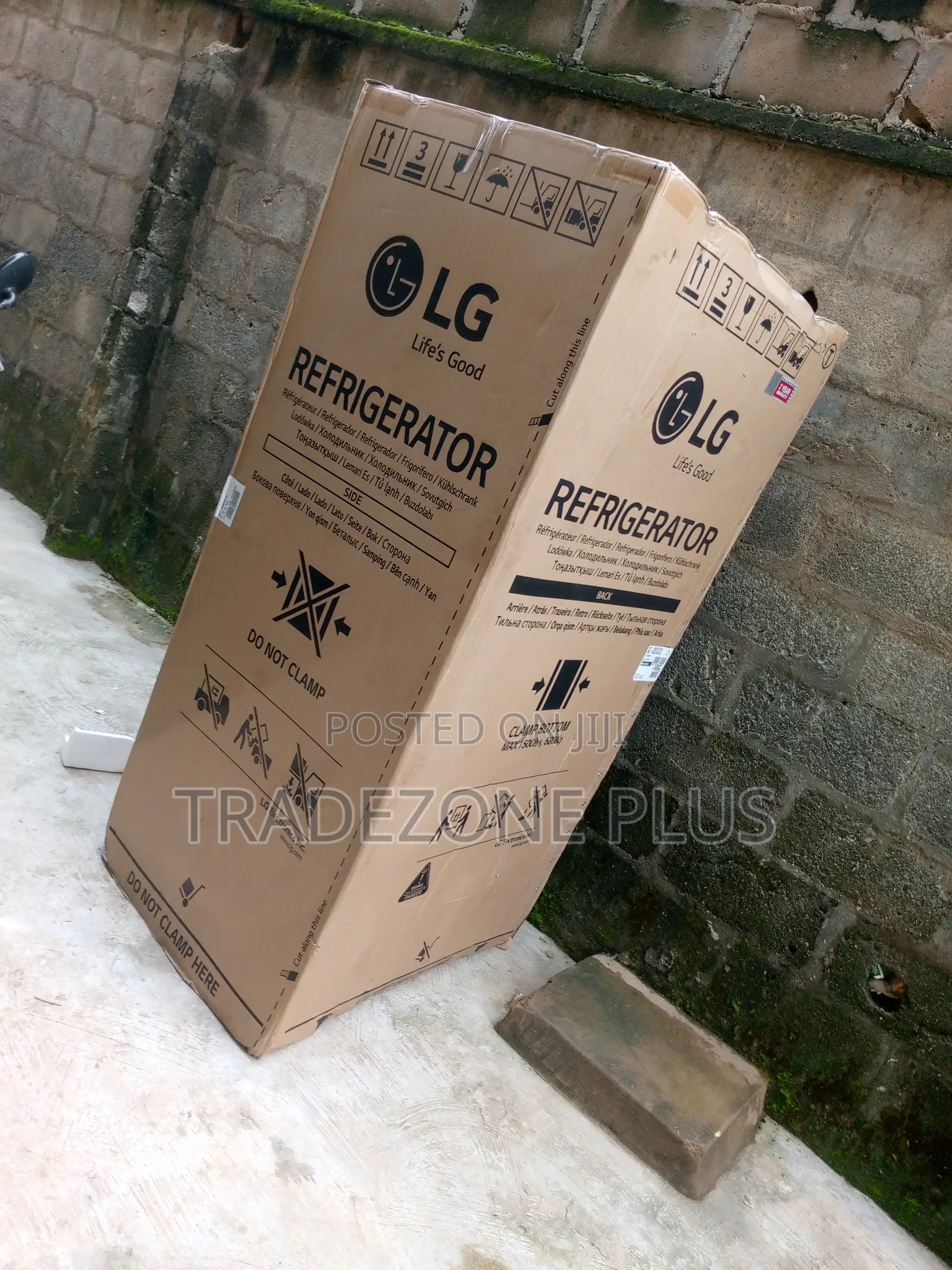Classic LG Double Door 649ltrs Refrigerator