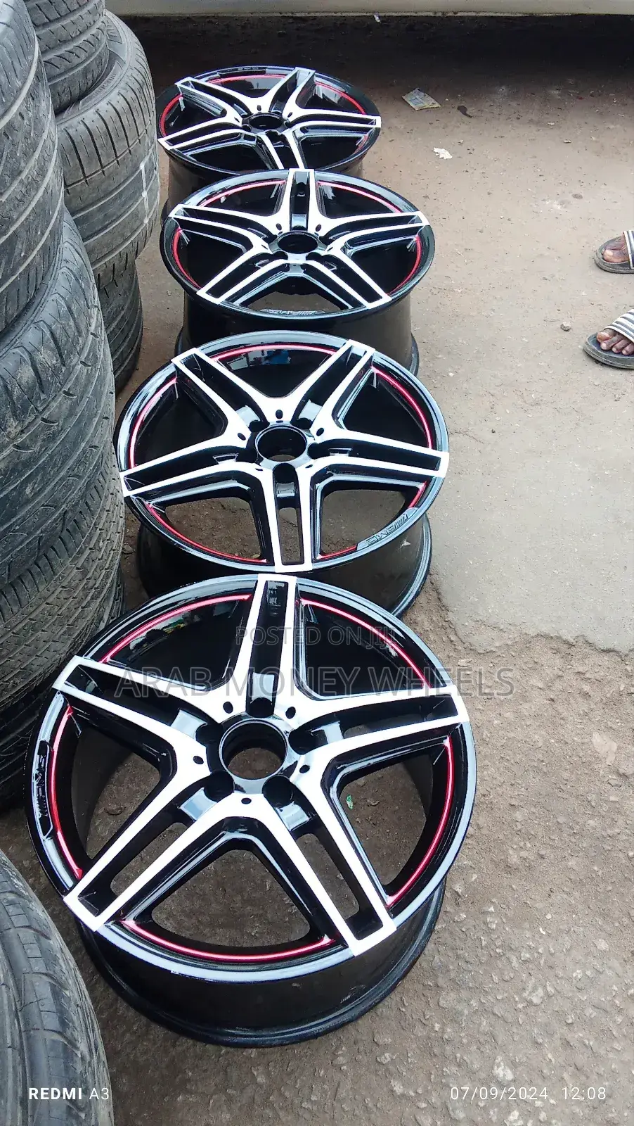 18 Inch Black an Silver Wheels