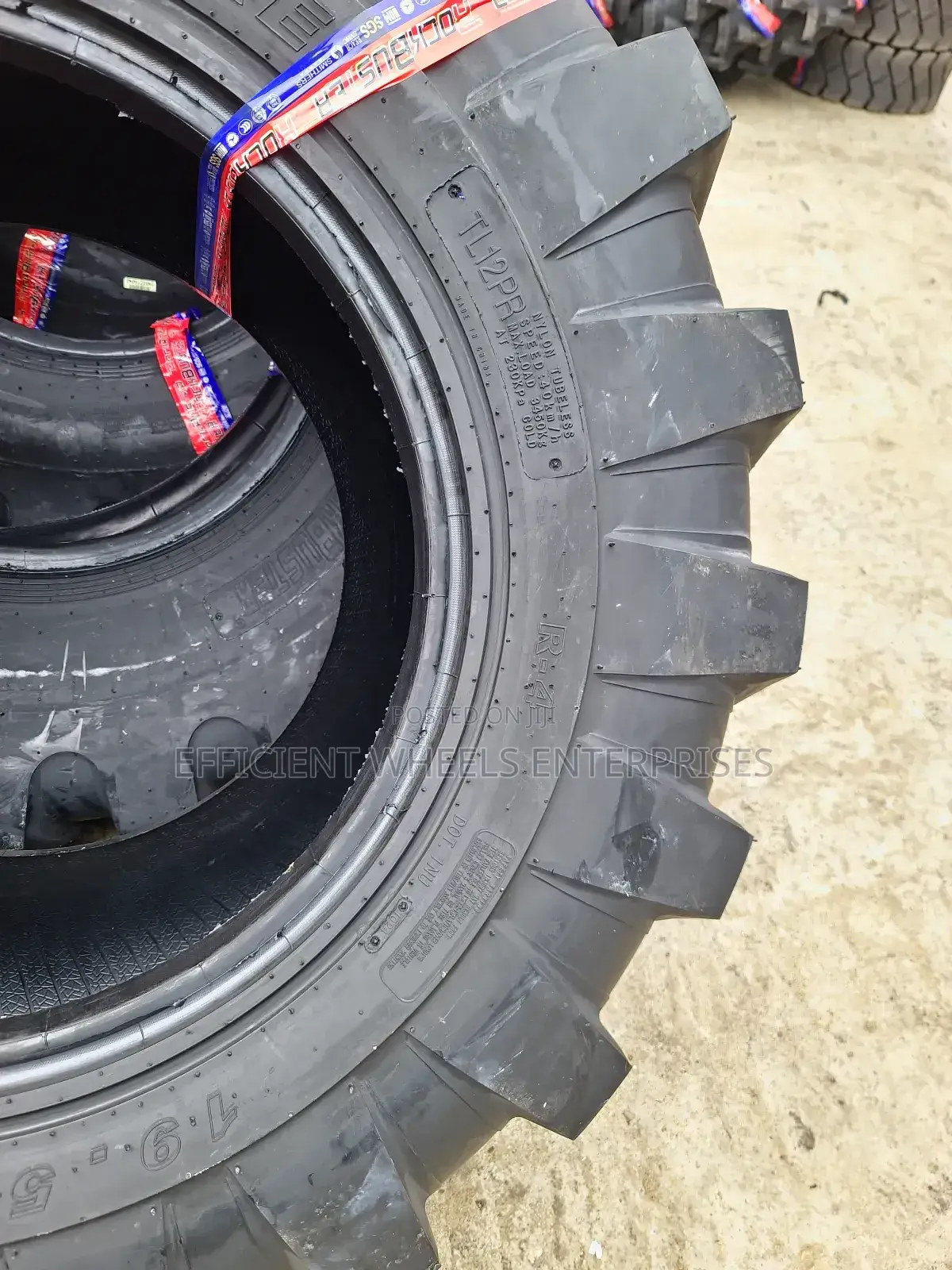 19.5l-24 12pr Tubeless