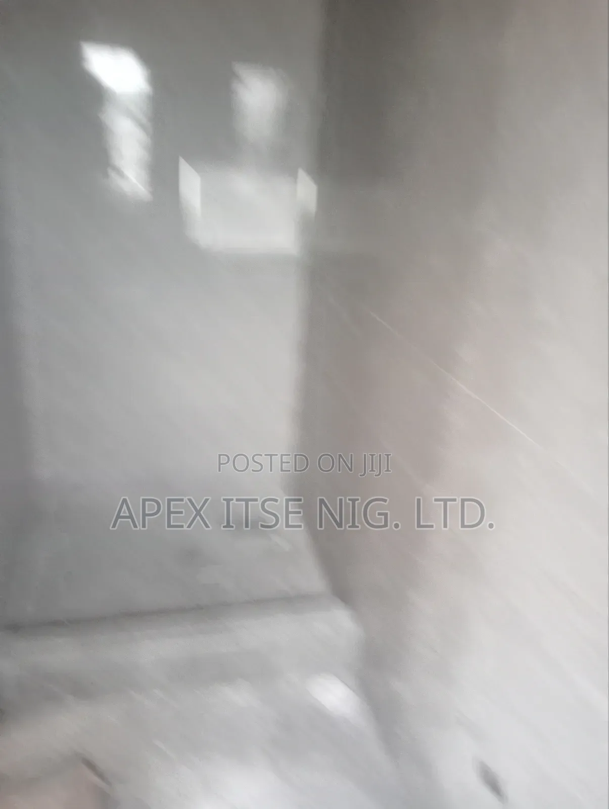 Ideal Shower Cubicle Black Handle