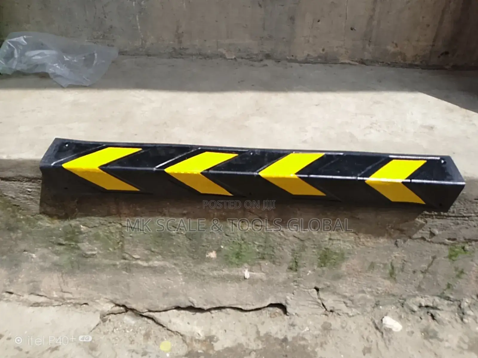 Square Rubber Corner Protector