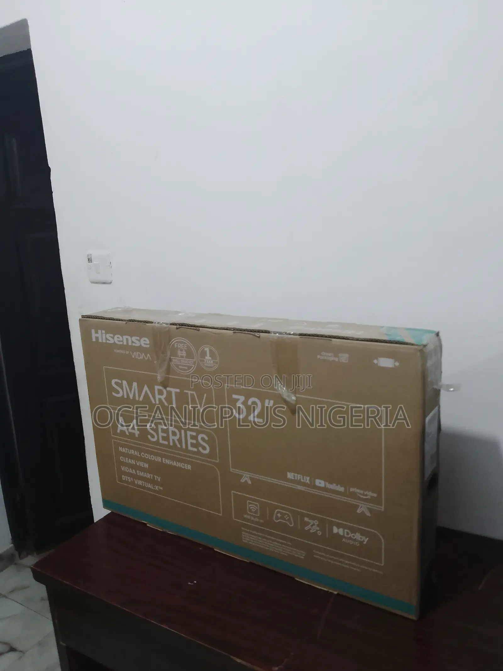 Very Good Quality -Hisense 32inches -- Smart TV