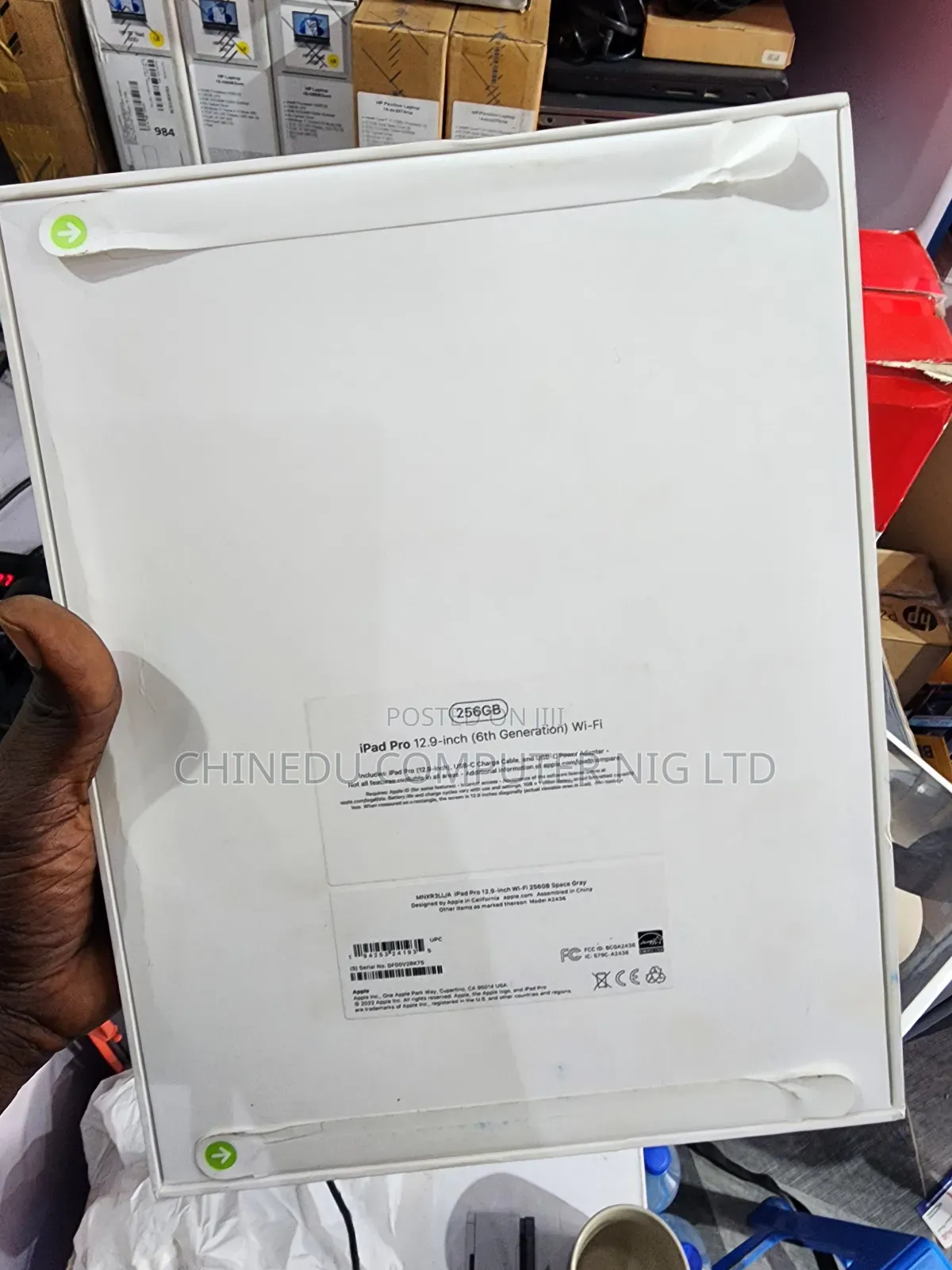 New Apple iPad Pro 12.9 (2022) 256 GB Gray