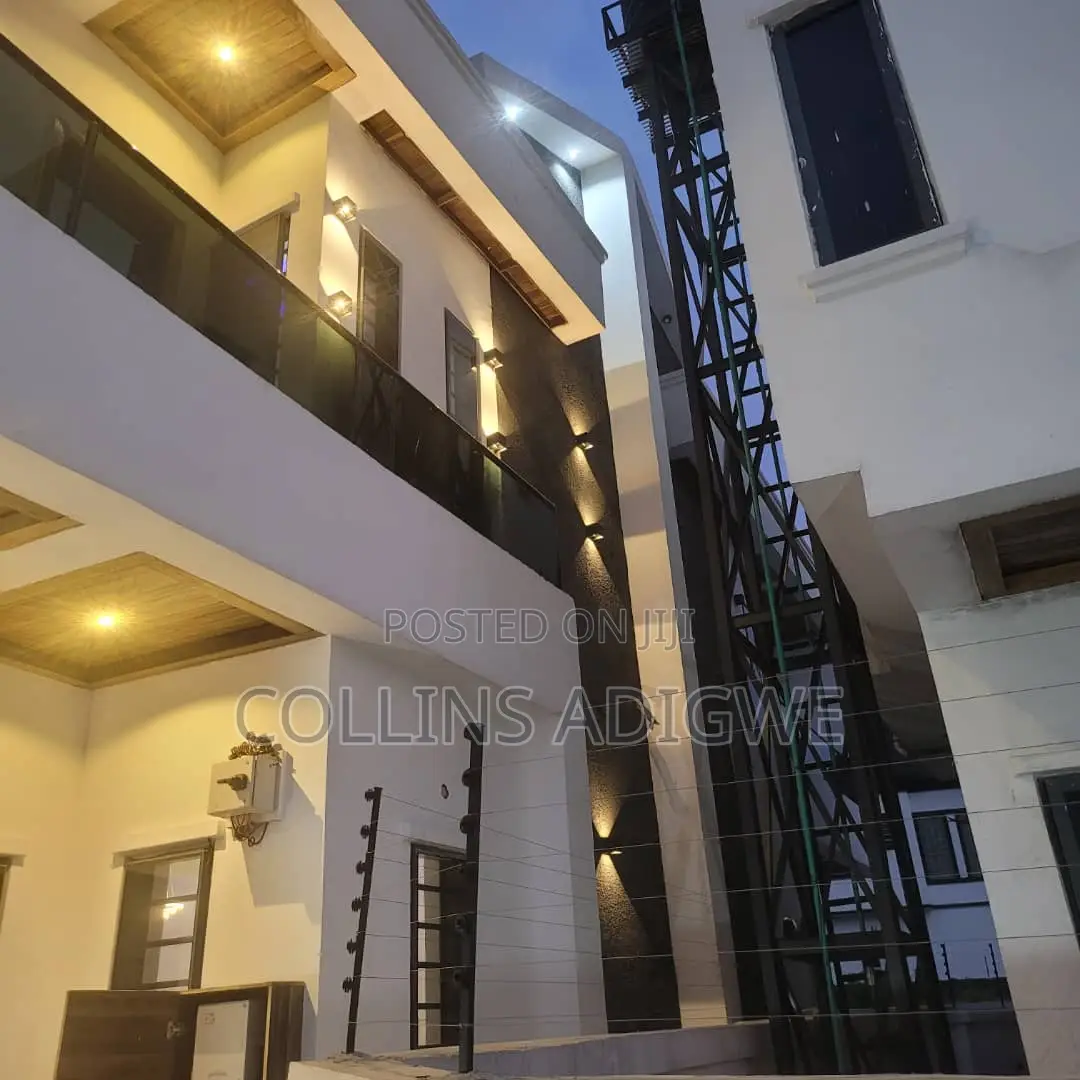 4bdrm Duplex in Oral Estate Chevron for sale